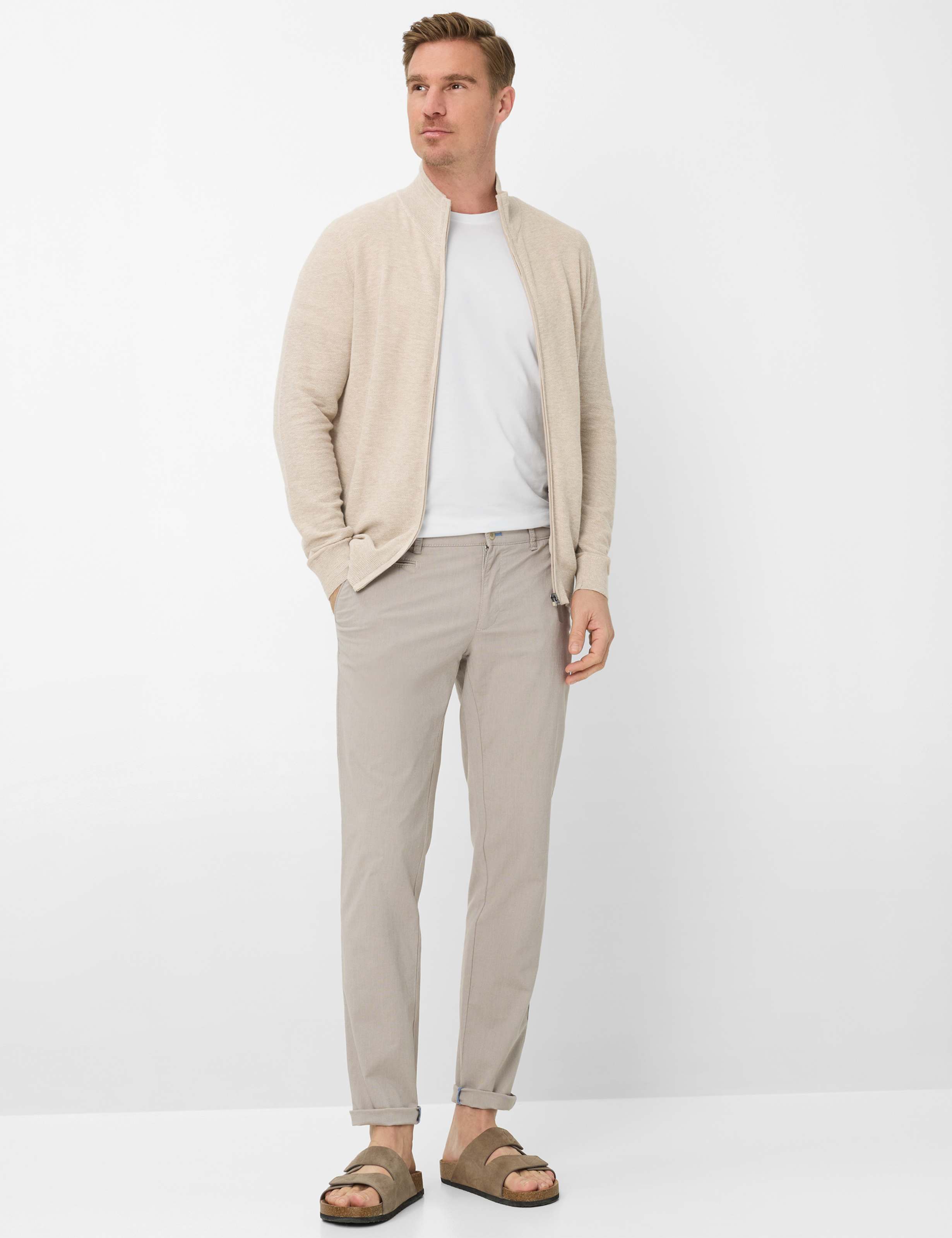 Men Style FABIO IN Light Beige Modern Fit Model Outfit