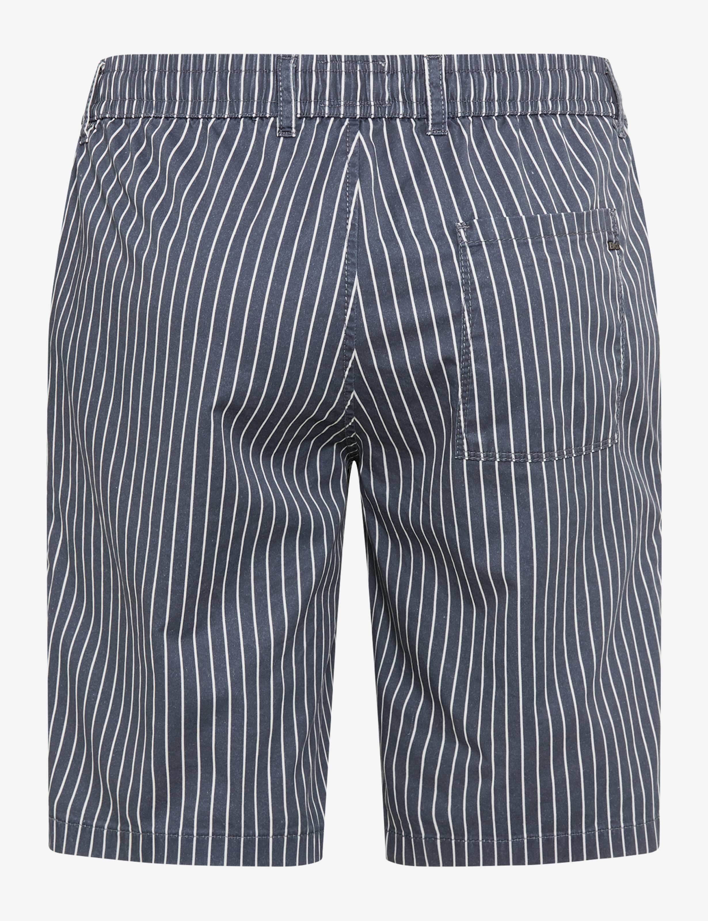 Nuancer af blå, Mænd, Style BOZEN, FREISTELLER_RUECK_ISHOP