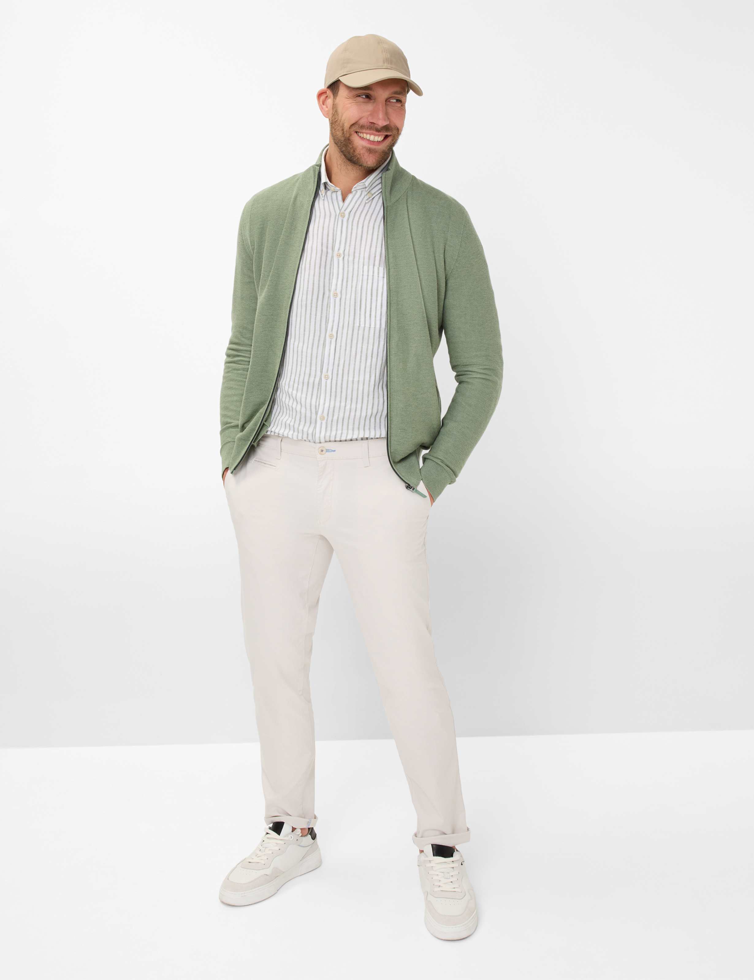 Herren Style JAKE Grün  Model Outfit