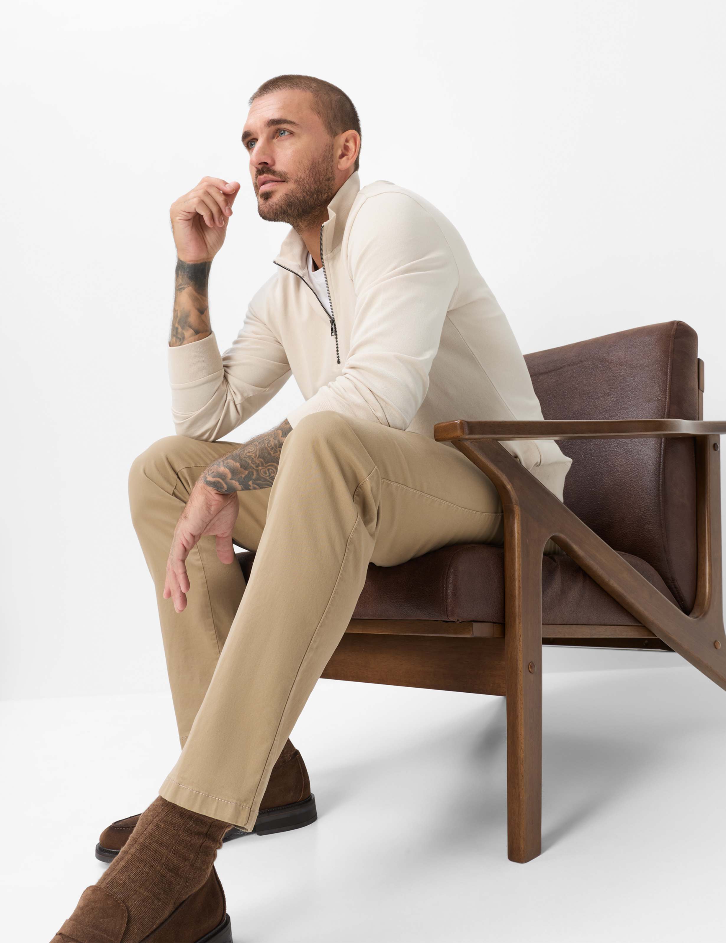Herren Style EVEREST Beige Regular Fit Detail 1