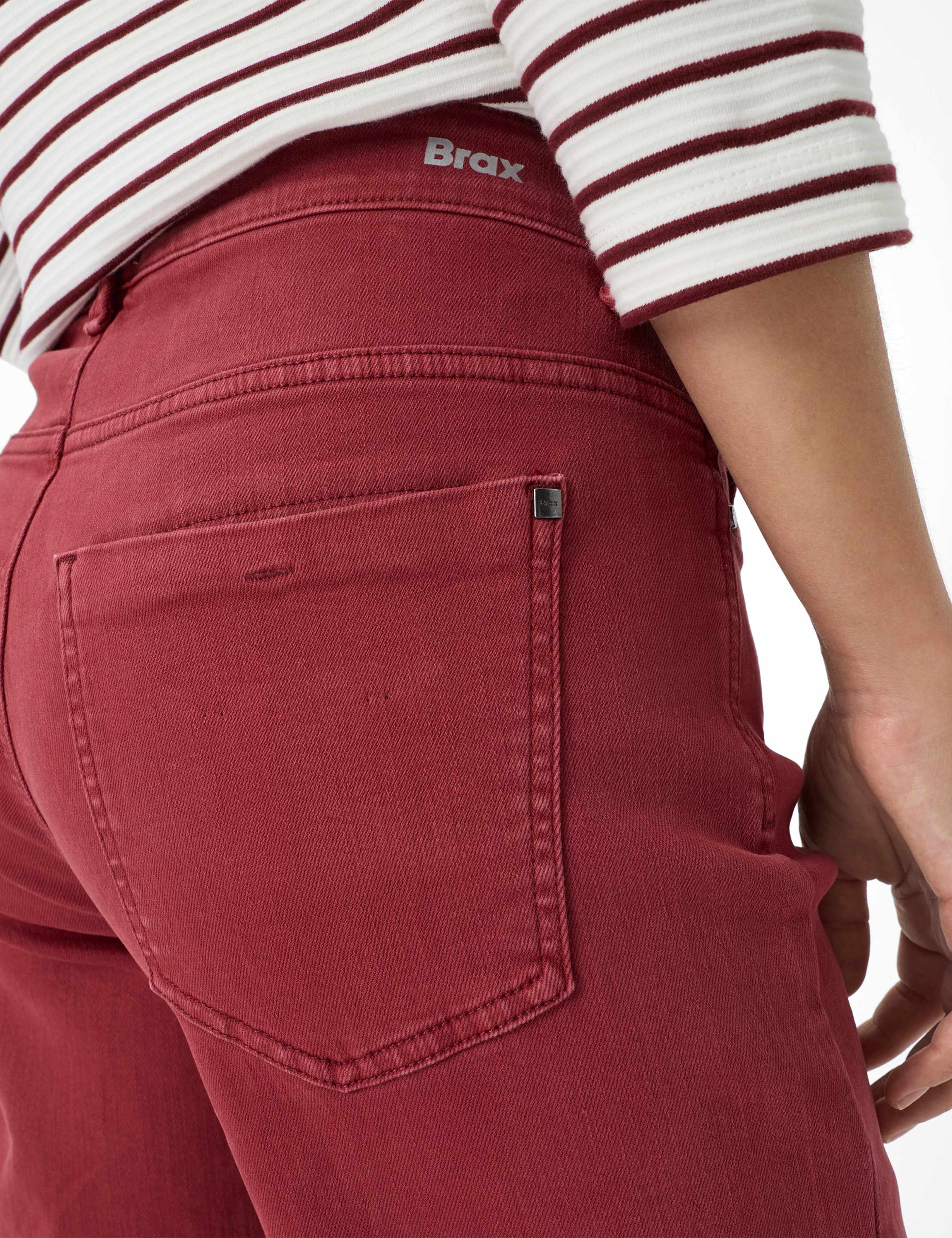 Damen Style MAINE Denim Dunkelrot Wide Leg Detail 2