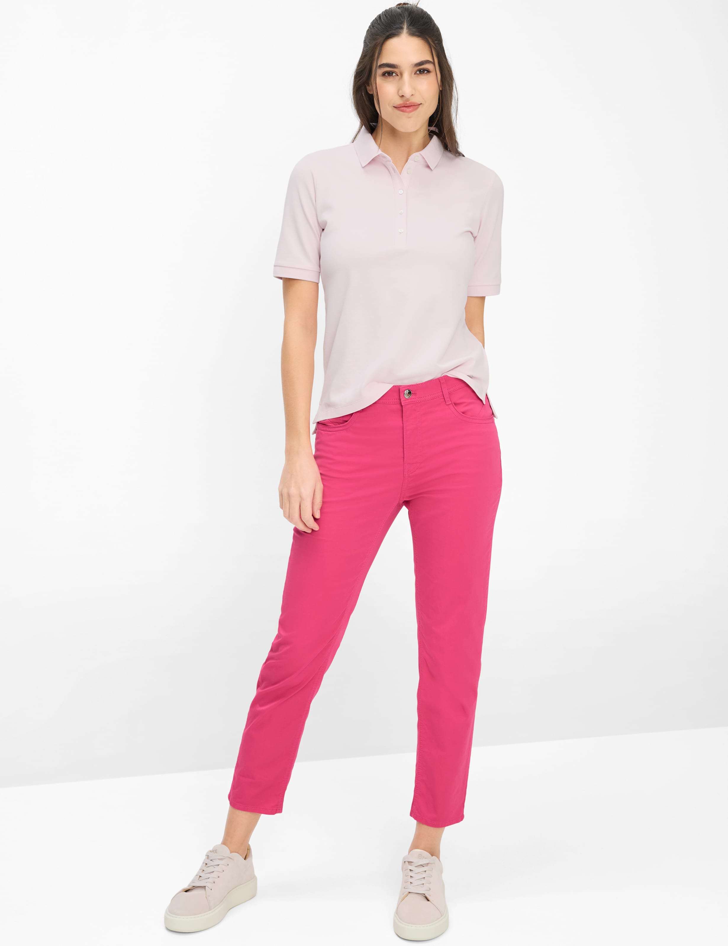 Damen Style MARY S Pink Regular Fit Model Outfit