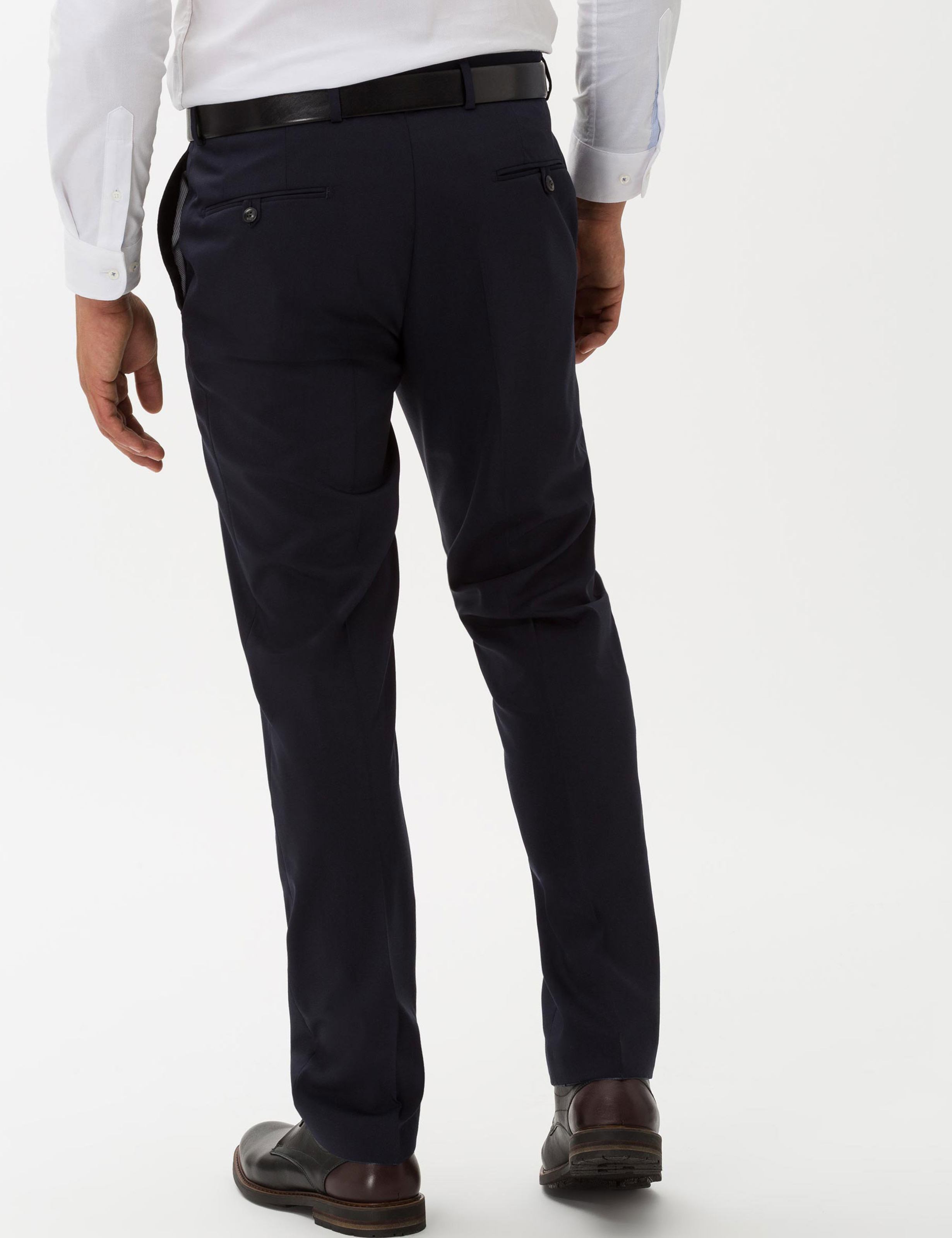 Herren Style ENRICO Dunkelblau Regular Fit Model Rueck