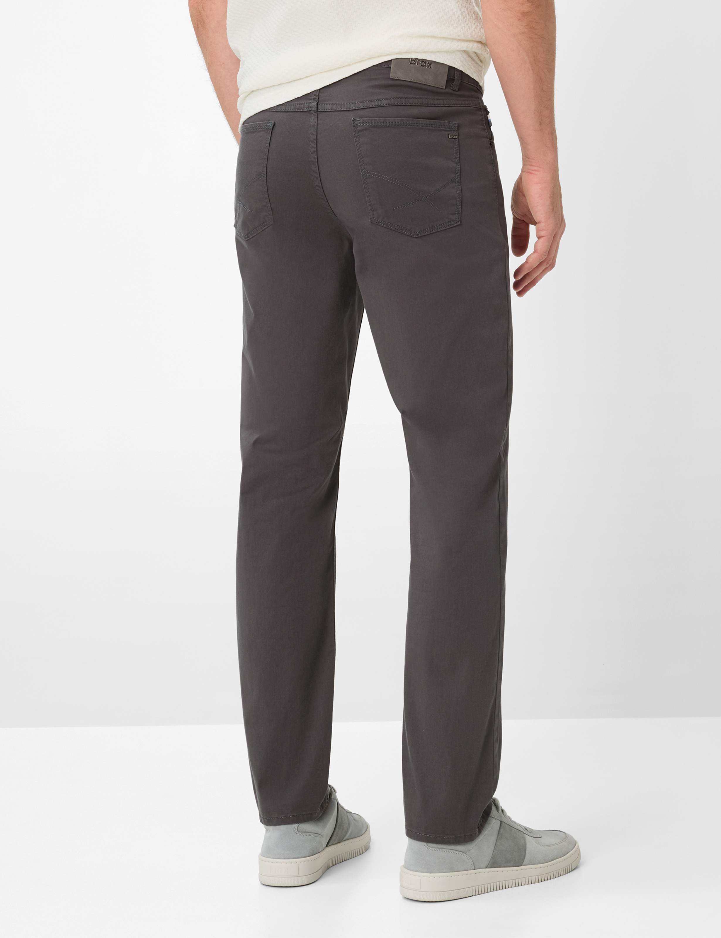 Shades of grey, Men, Style COOPER, MODEL_RUECK_ISHOP