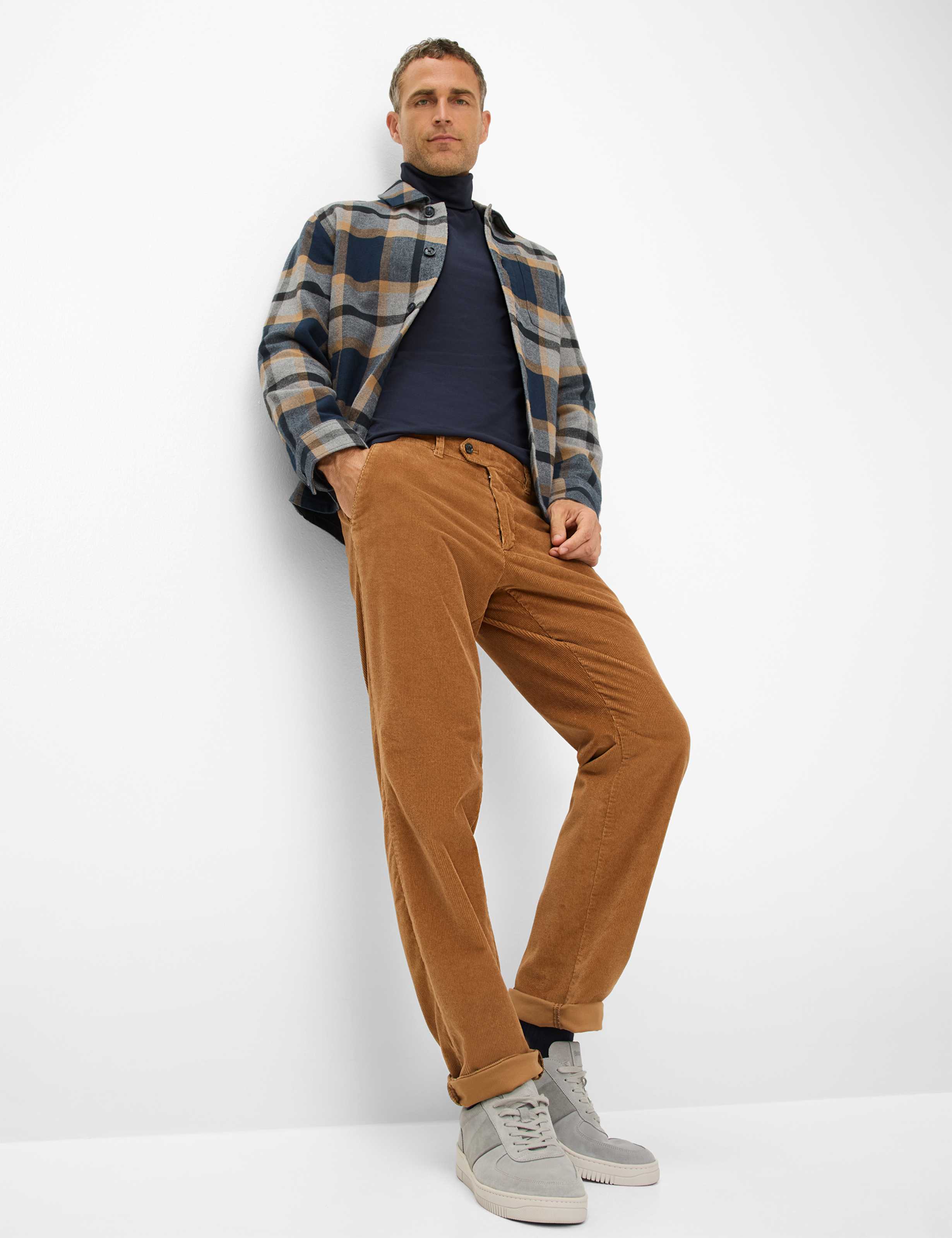 Men Style JIM Brown Regular Fit Detail 1