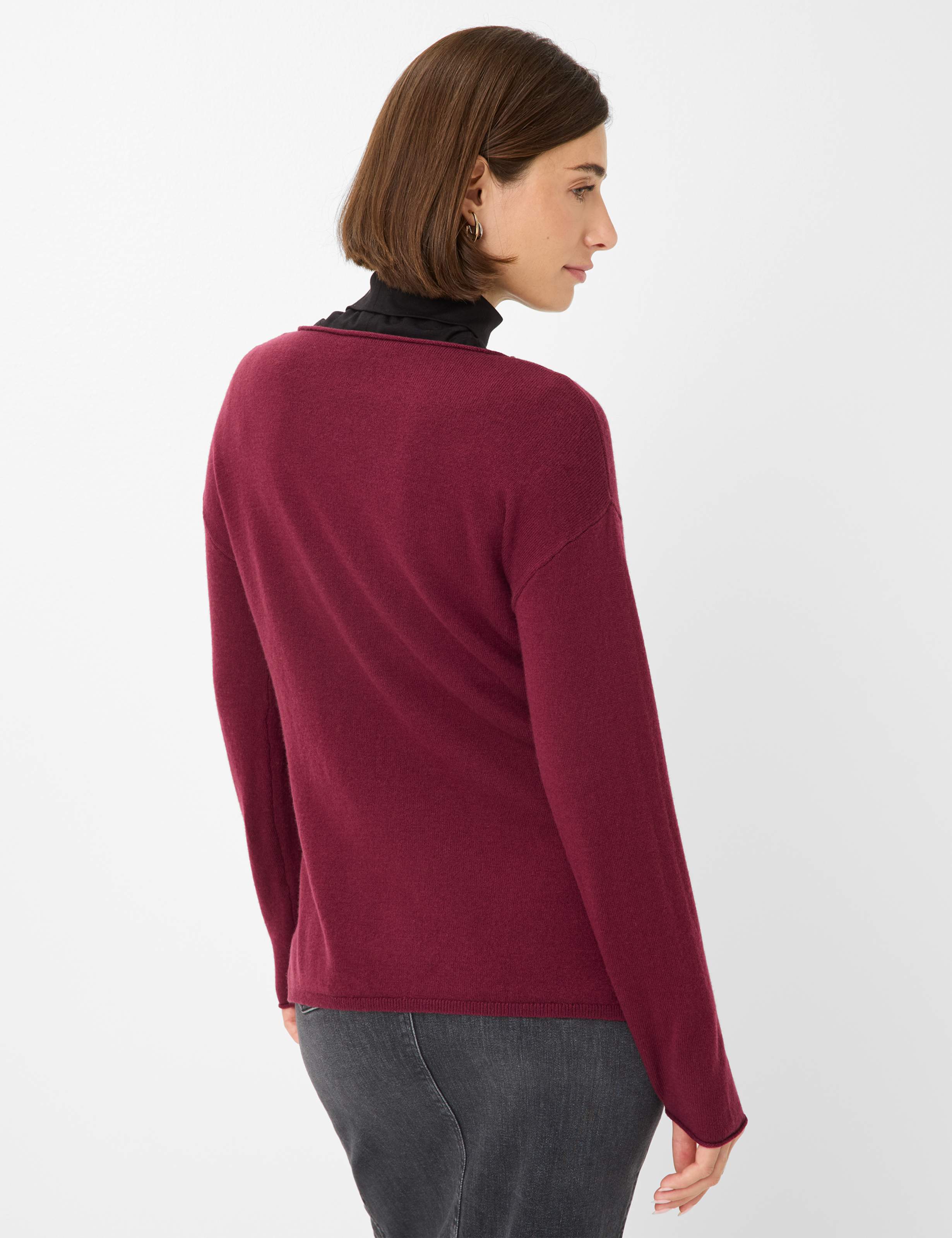 Dames Style LIZ Donkerrood  Model achterkant