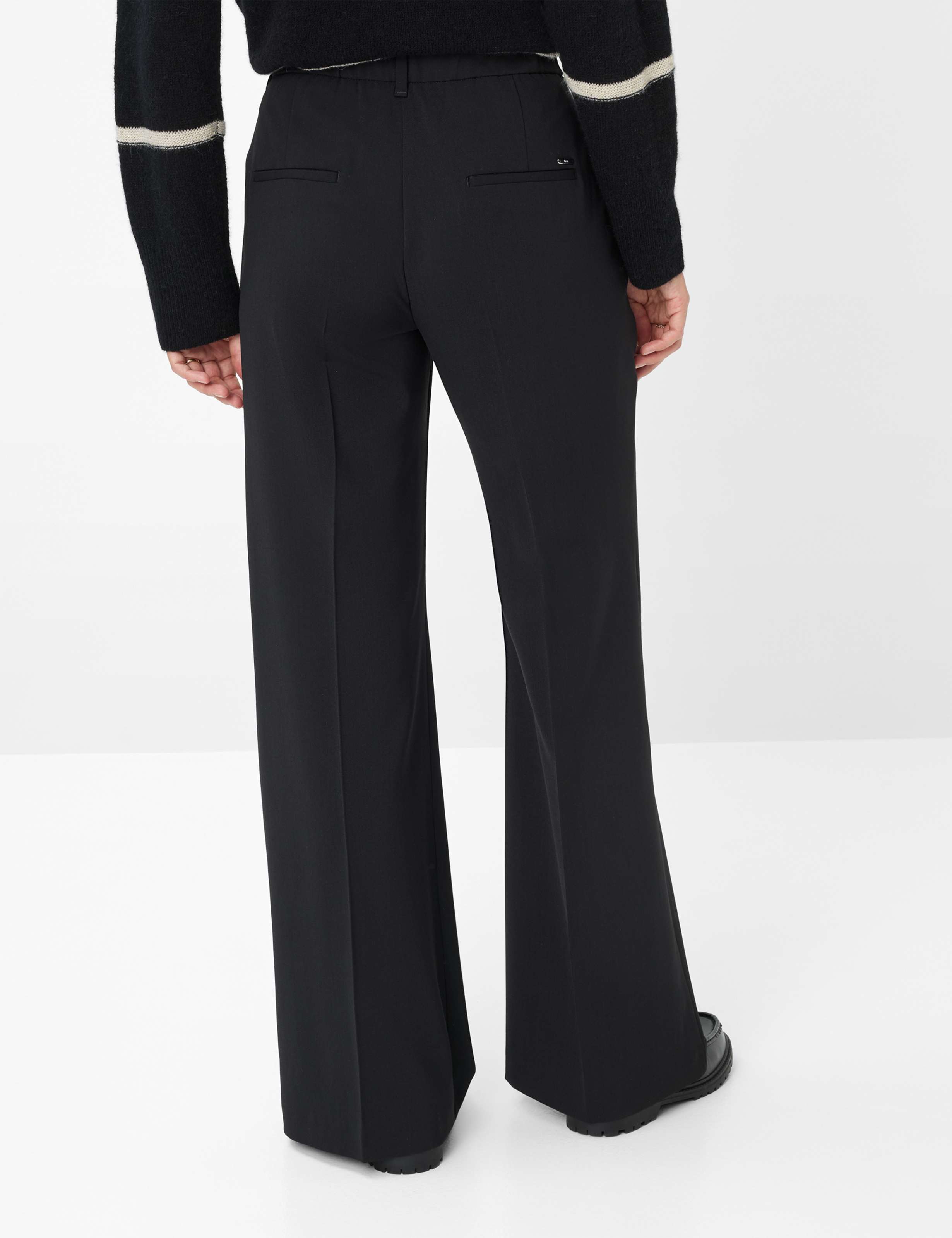 Damen Style MAINE Schwarz Wide Leg Model Rueck