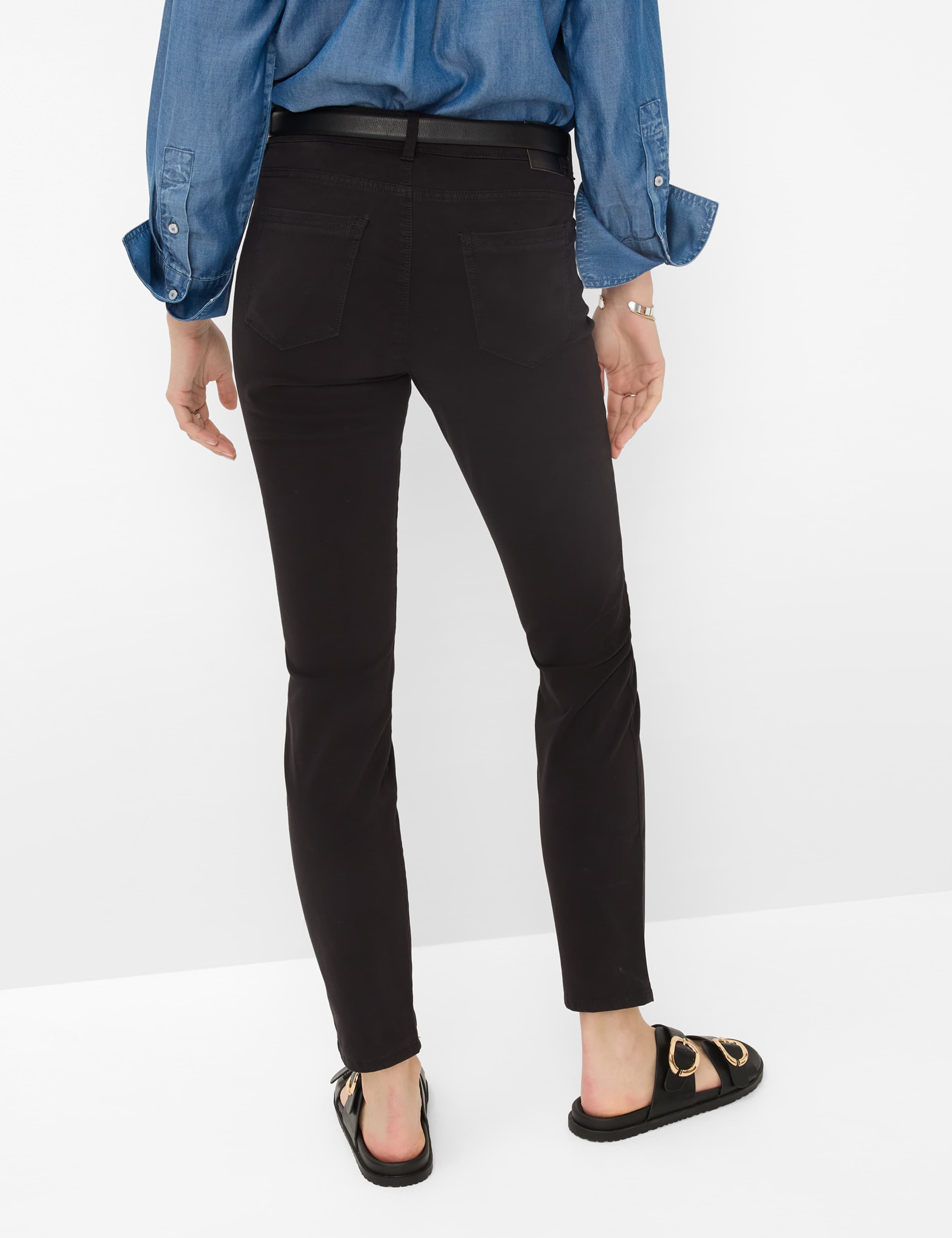 Women Style SHAKIRA Black Slim Fit Model back