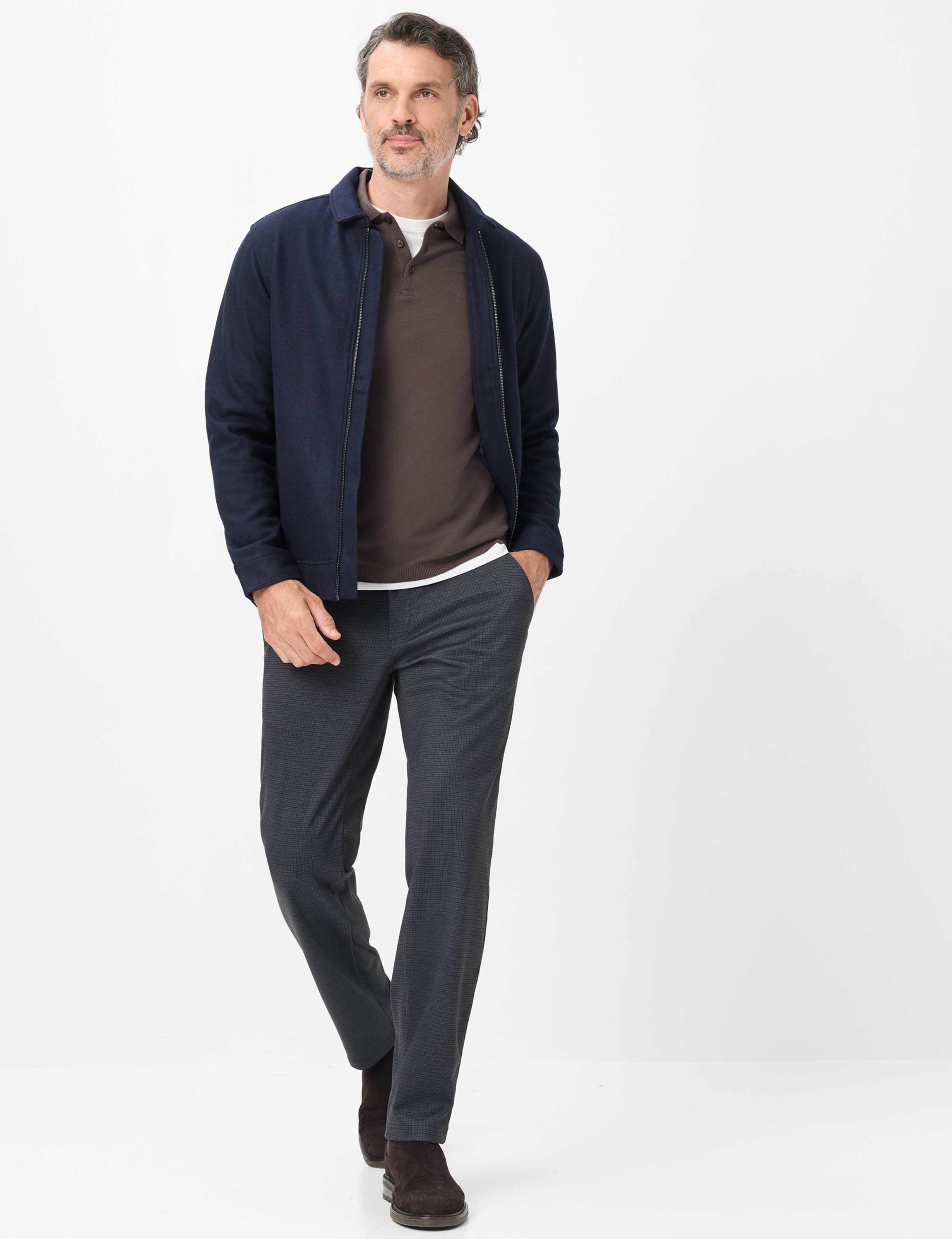 Homme Style THILO Gris Foncé Regular Fit Tenue du mannequin