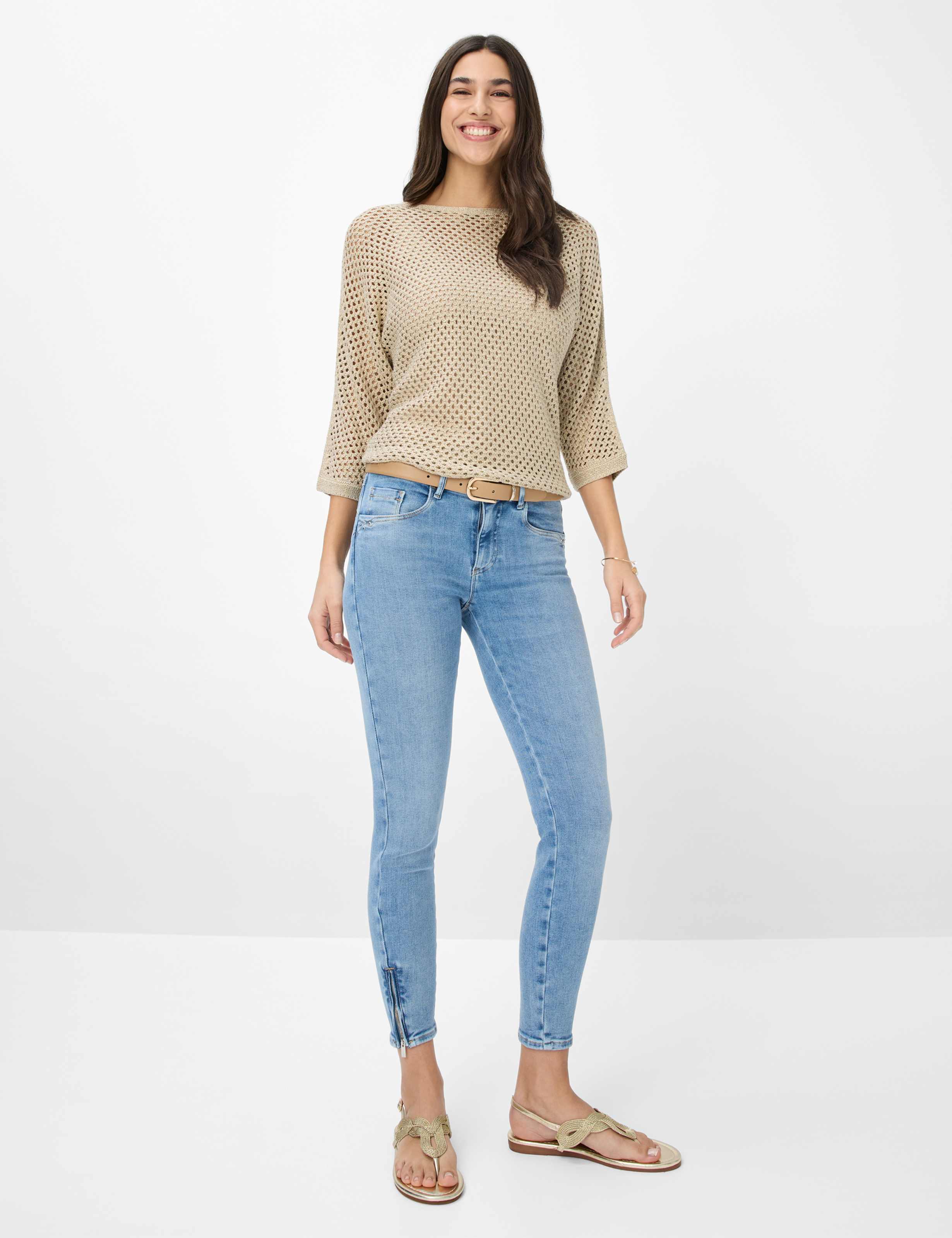 Women Style ANA S Denim Blue Skinny Fit Model Outfit