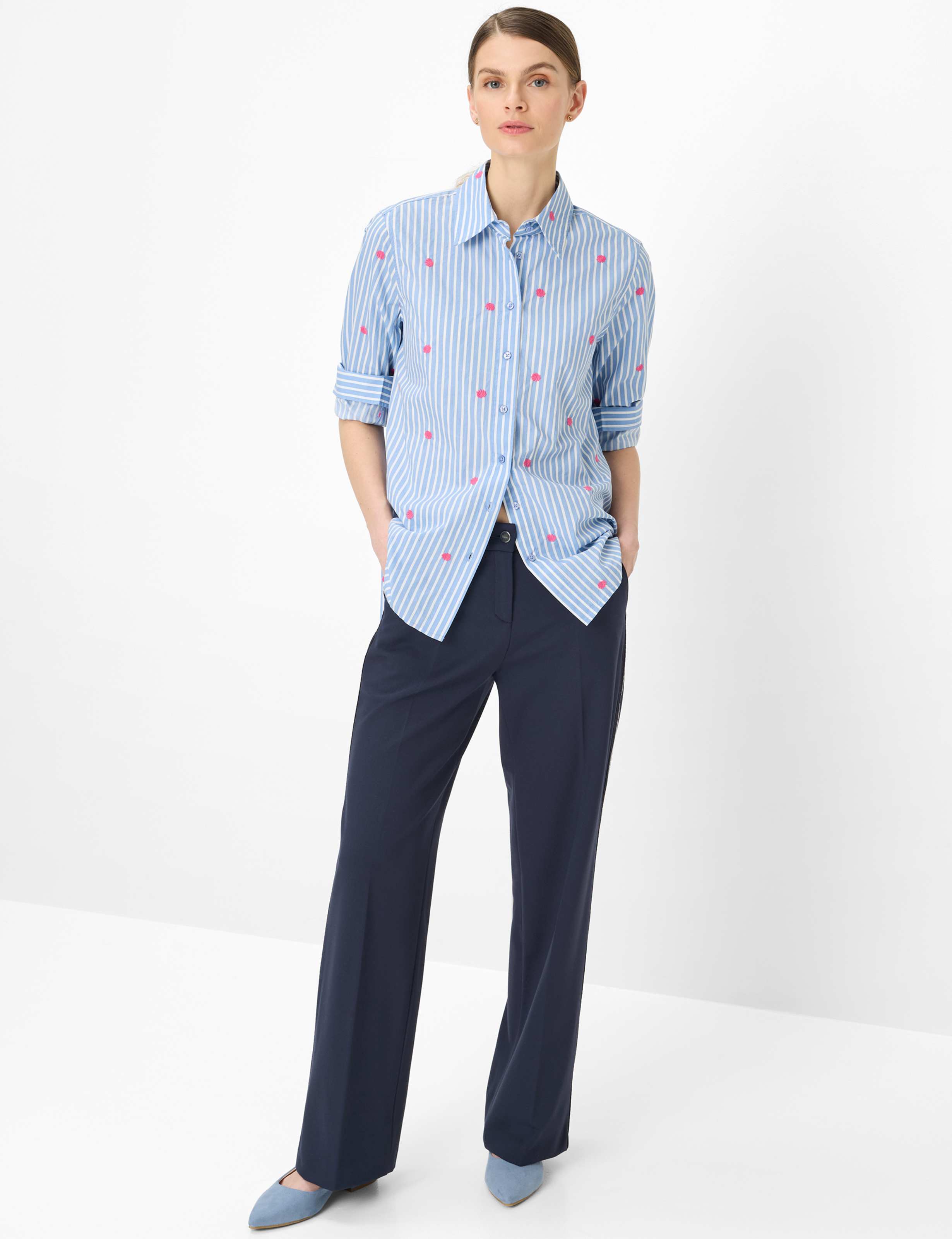 Dame Style MAINE Mørkeblå Wide Leg Model Outfit