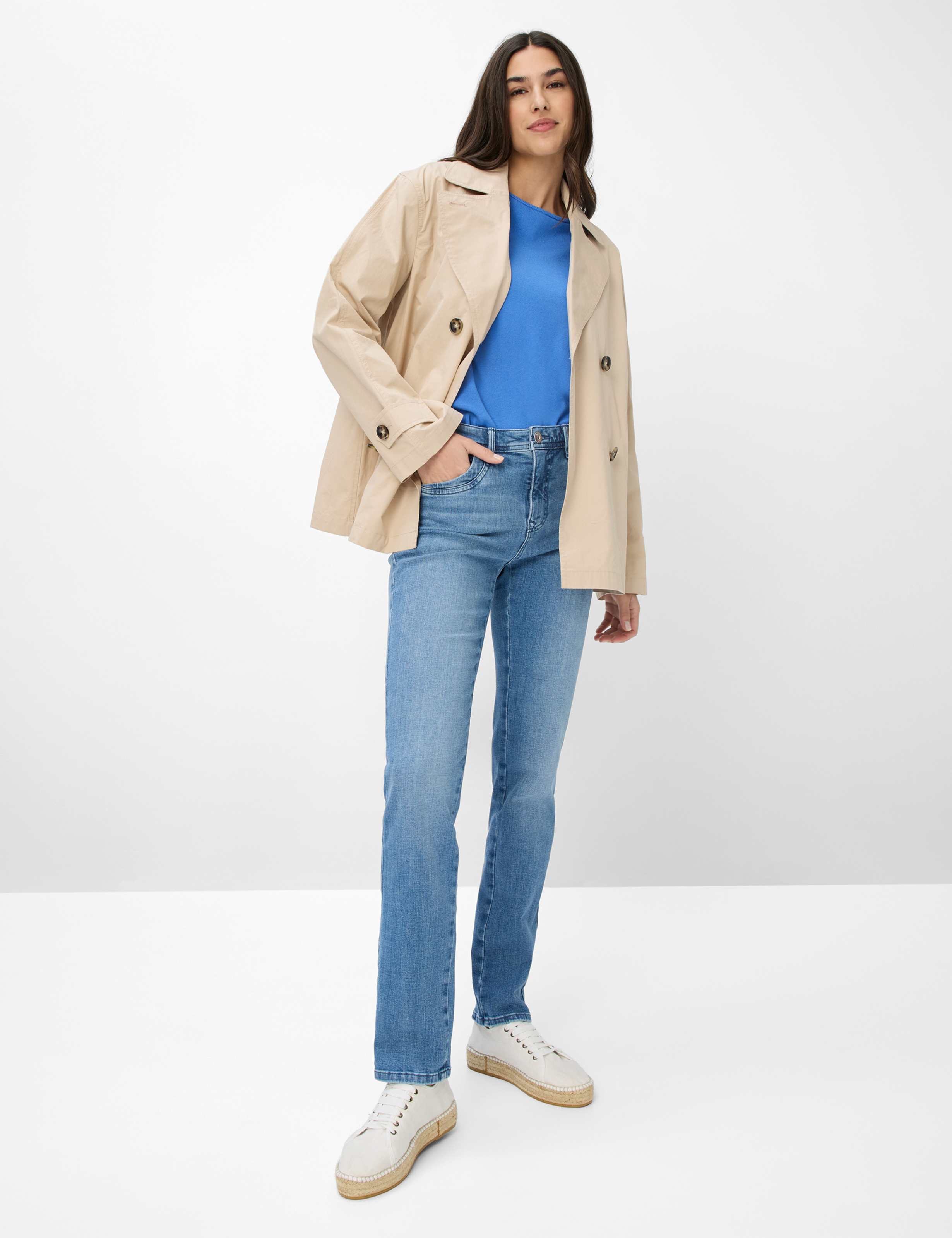 Femme Style MARY Denim Bleu Regular Fit Tenue du mannequin