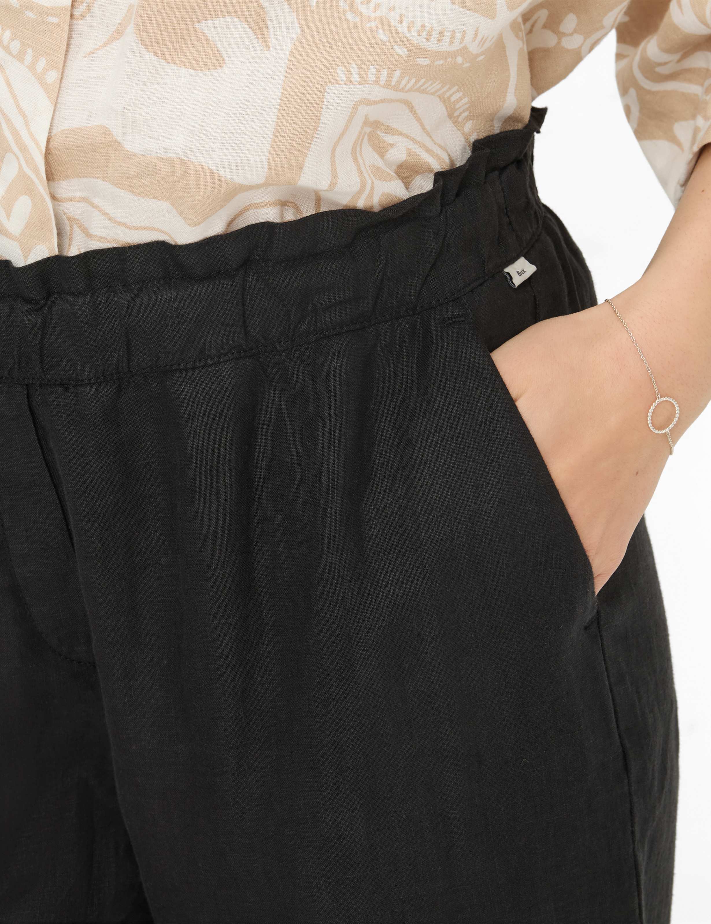 Damen Style MONA S Schwarz Relaxed Fit Detail 2