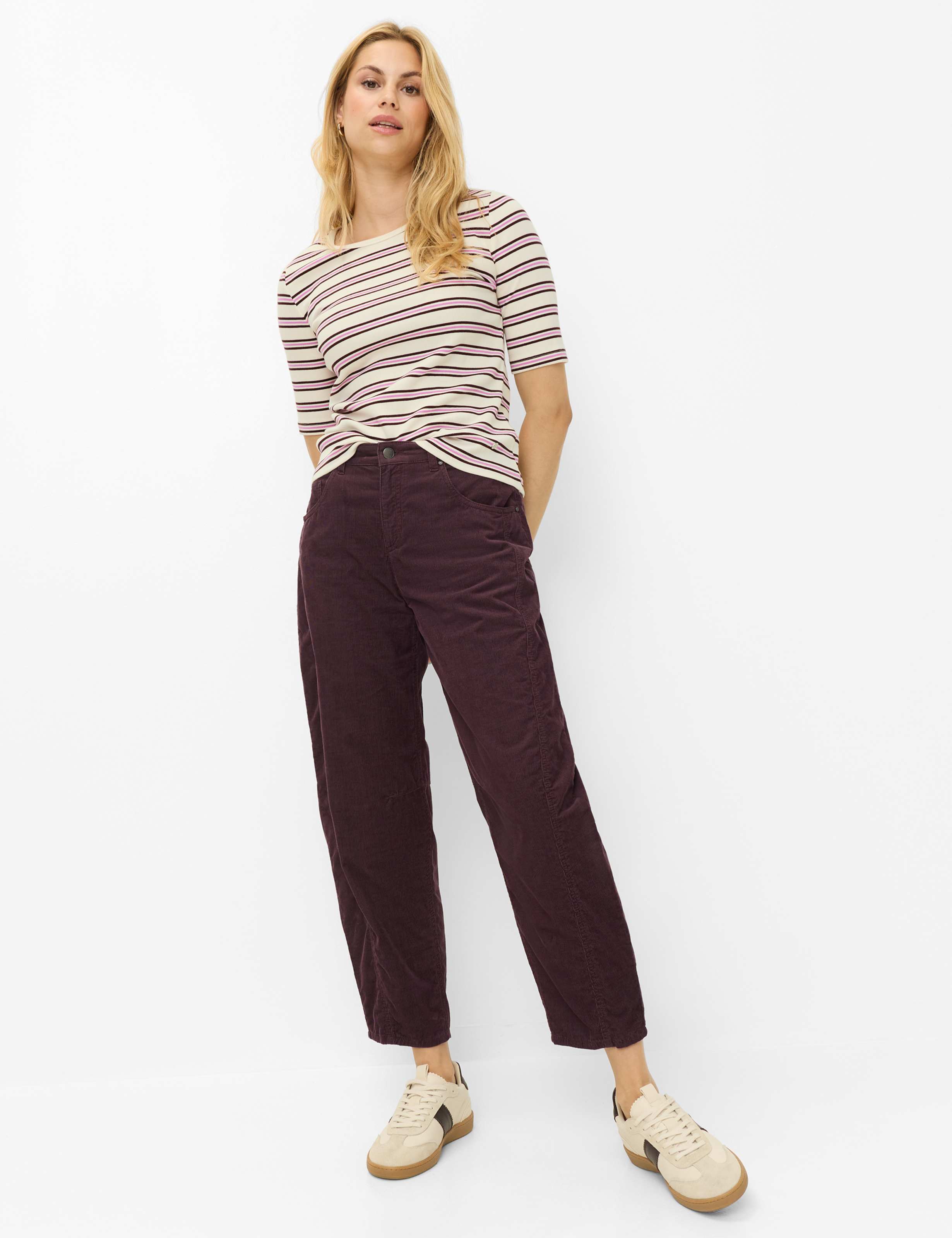 Damen Style CARINA S Cremeweiß  Model Outfit