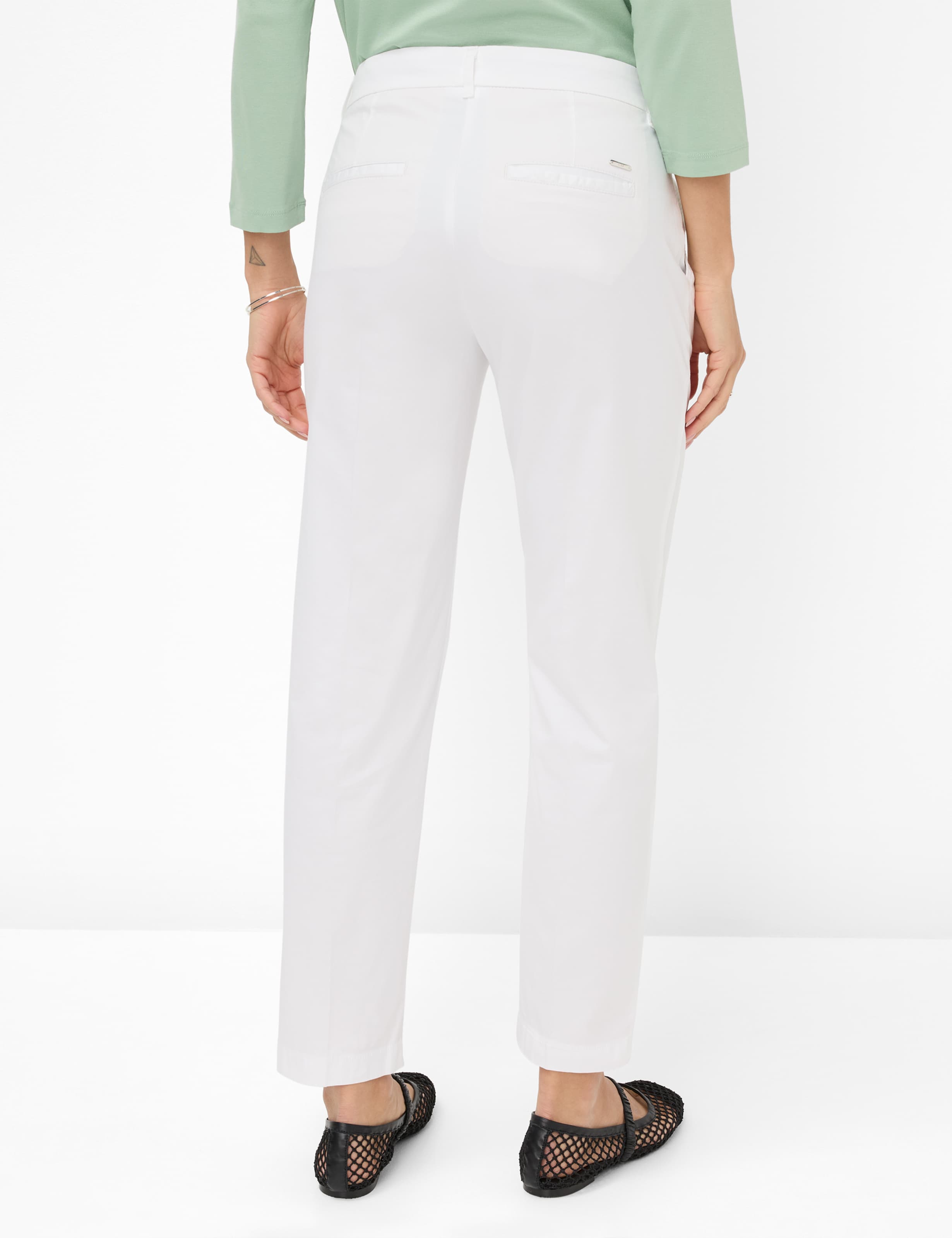 Women Style MARON S White Regular Fit Model back