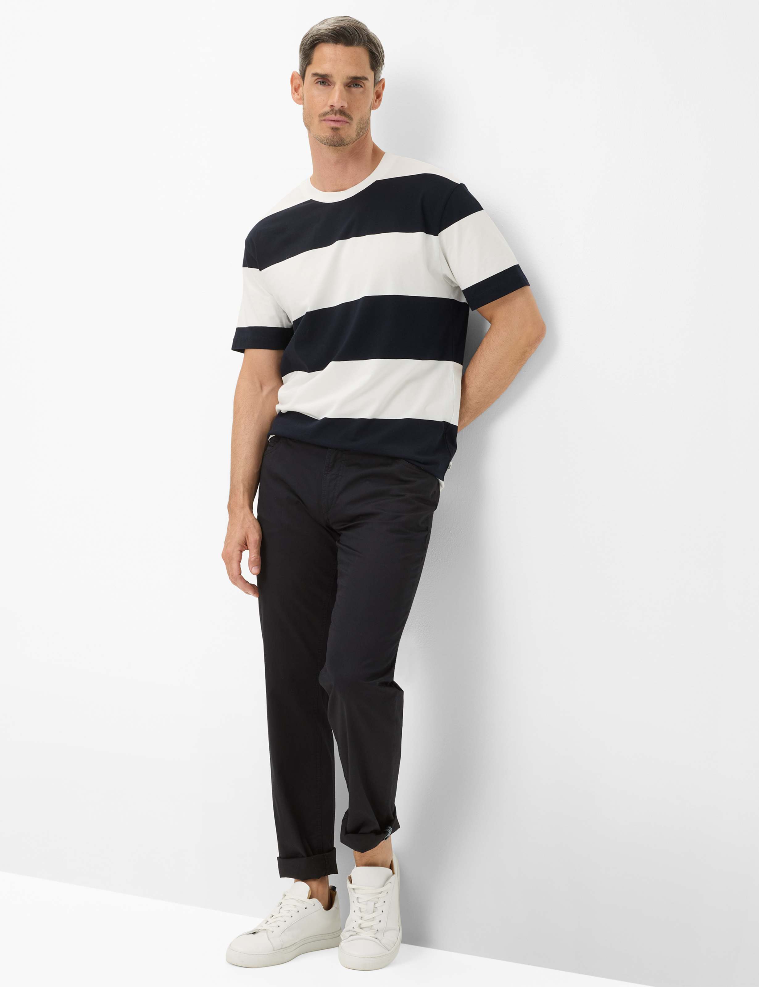 Herre Style LUKE Mørkeblå Regular Fit Model Outfit