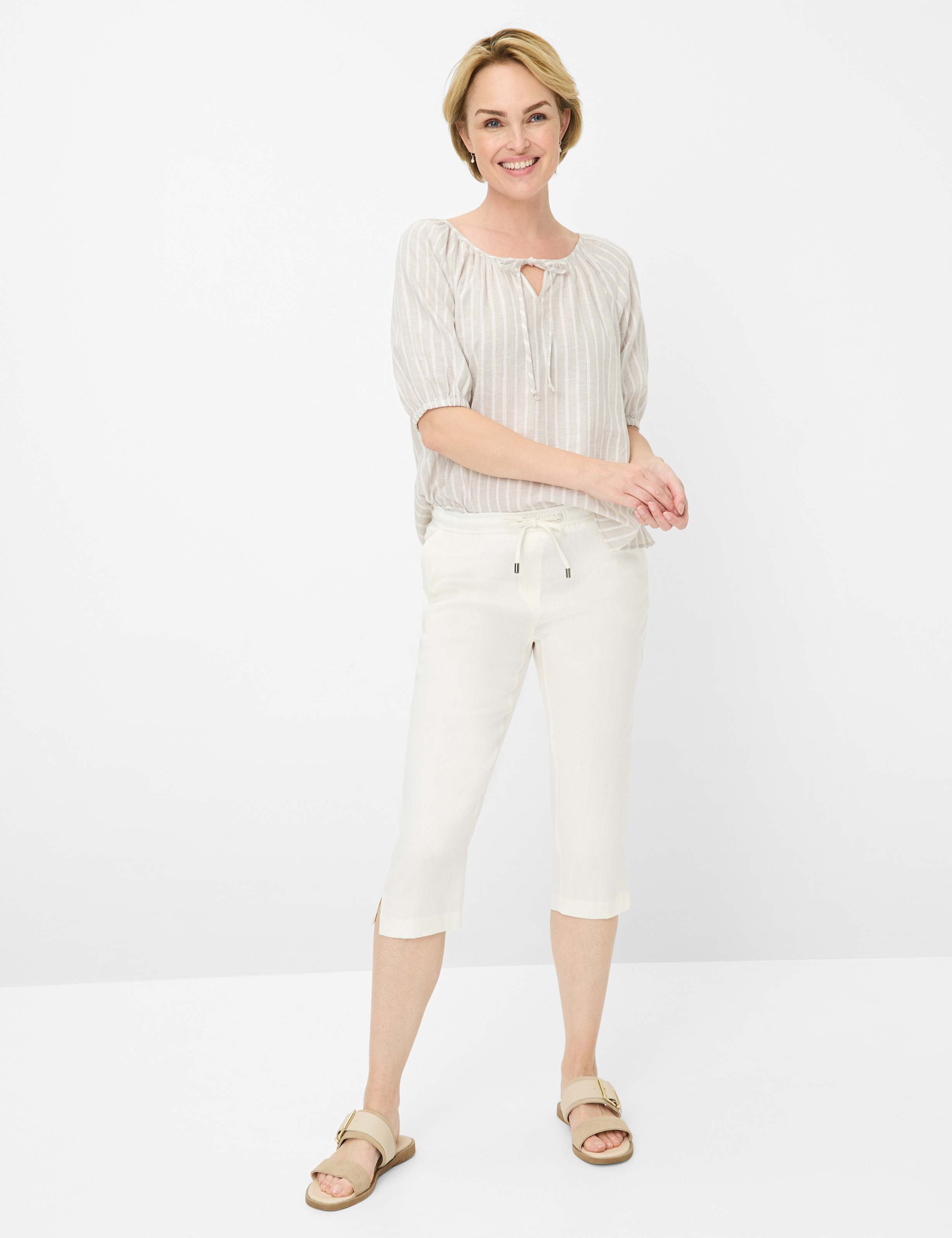 Femme Style PHILIPPA CAPRI Blanc Crème Slim Fit Tenue du mannequin