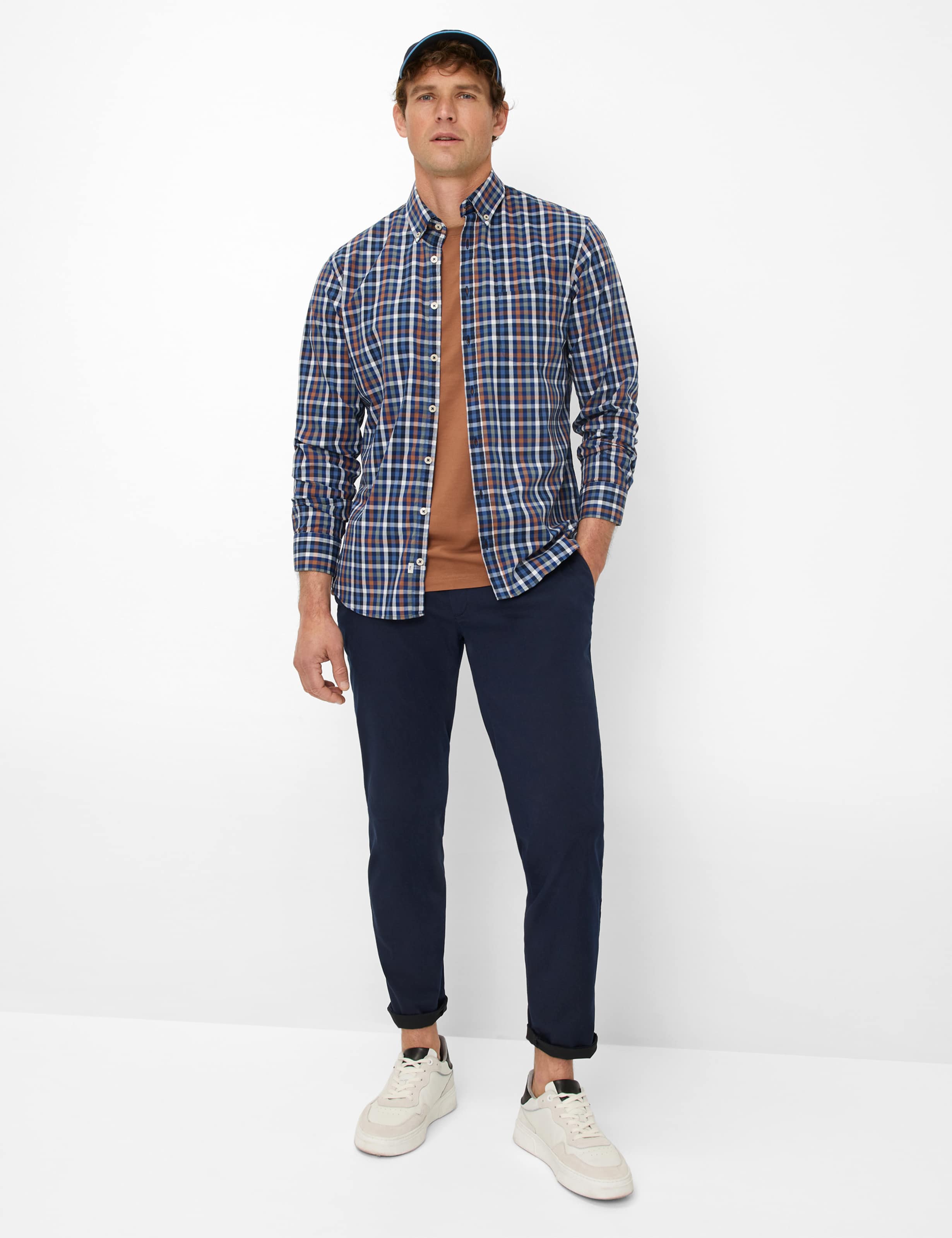 Herren Style DANIEL Dunkelblau  Model Outfit