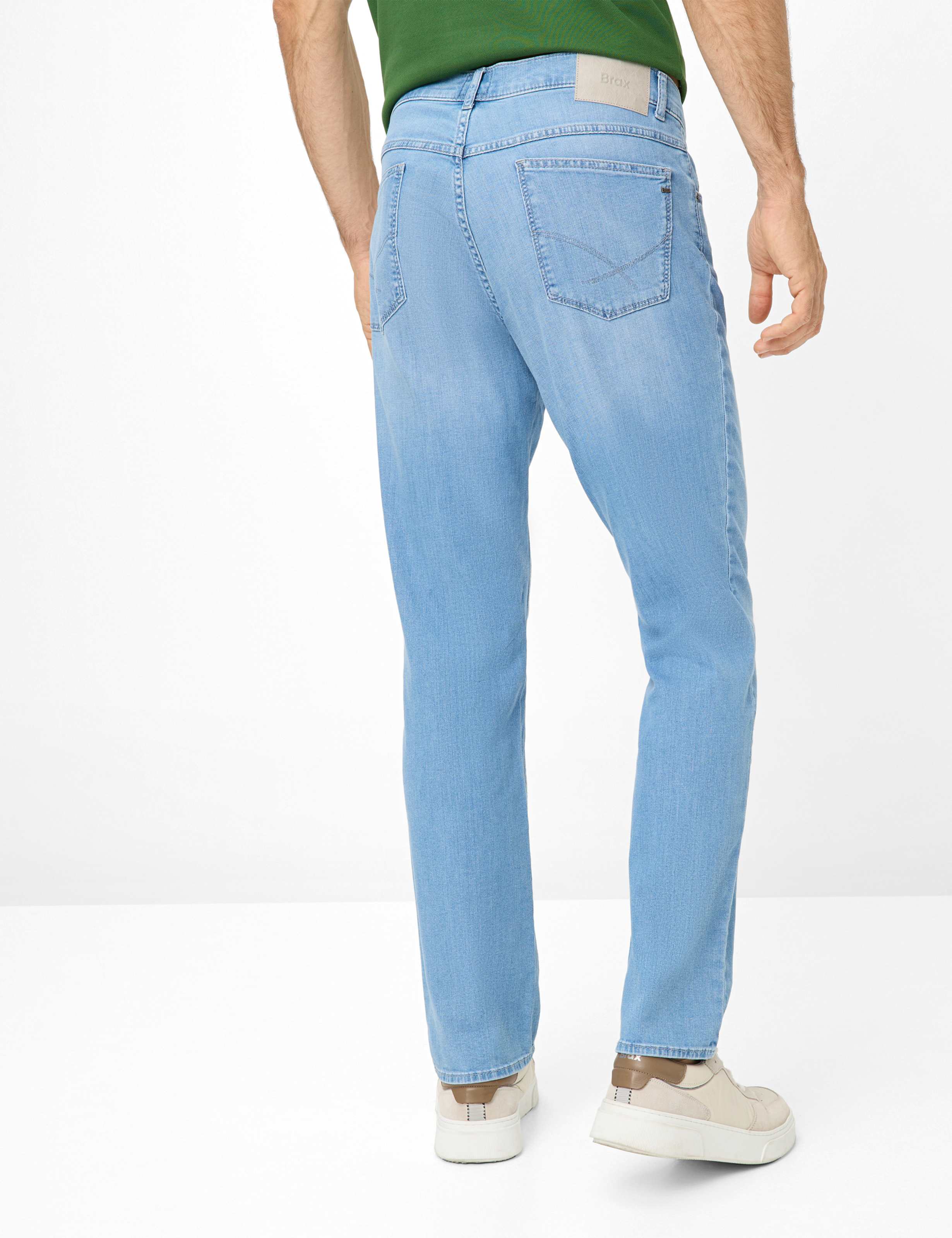 Herren Style COOPER Denim Hellblau Regular Fit Model Rueck