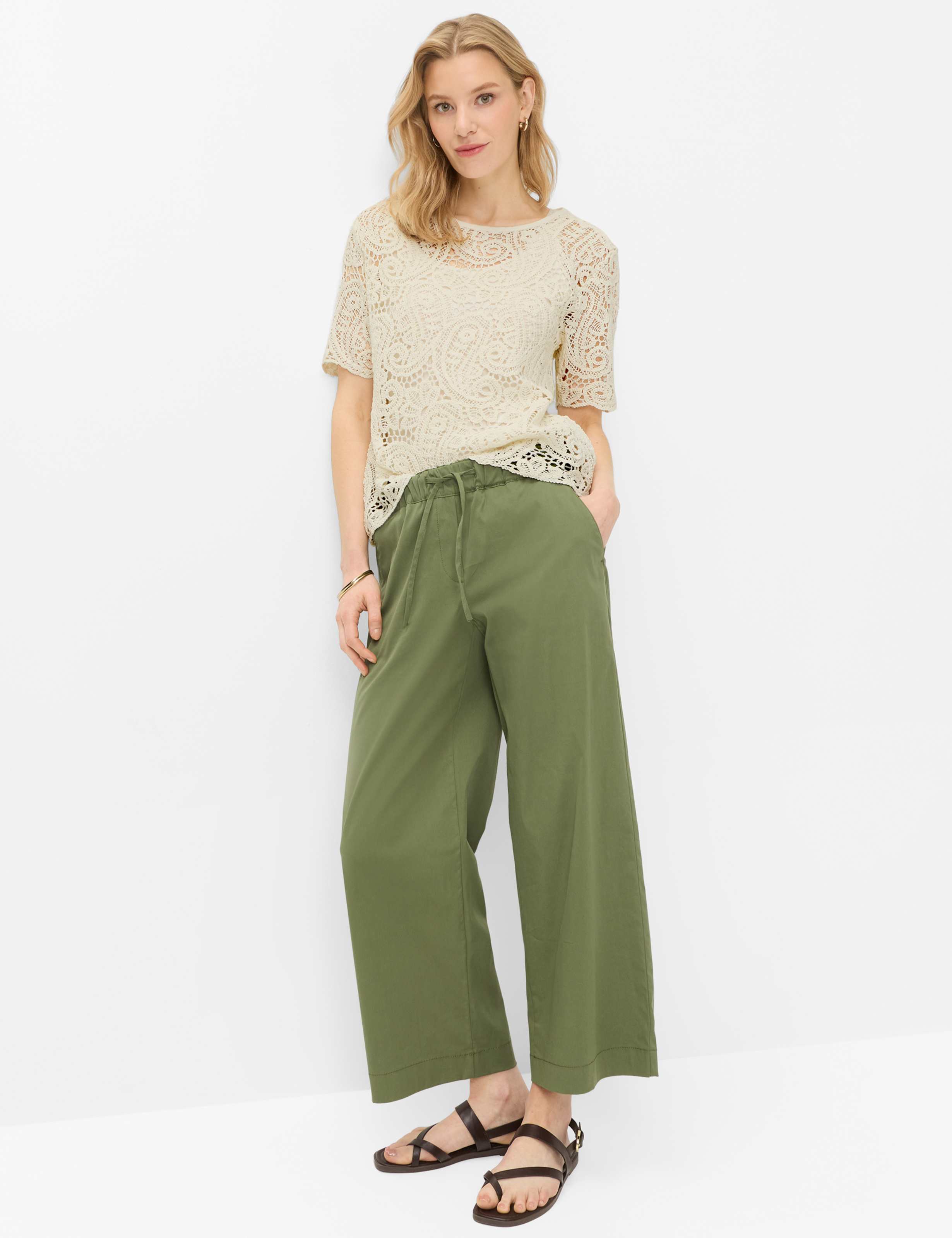 Dames Style CARA S Crème Wit  Model outfit