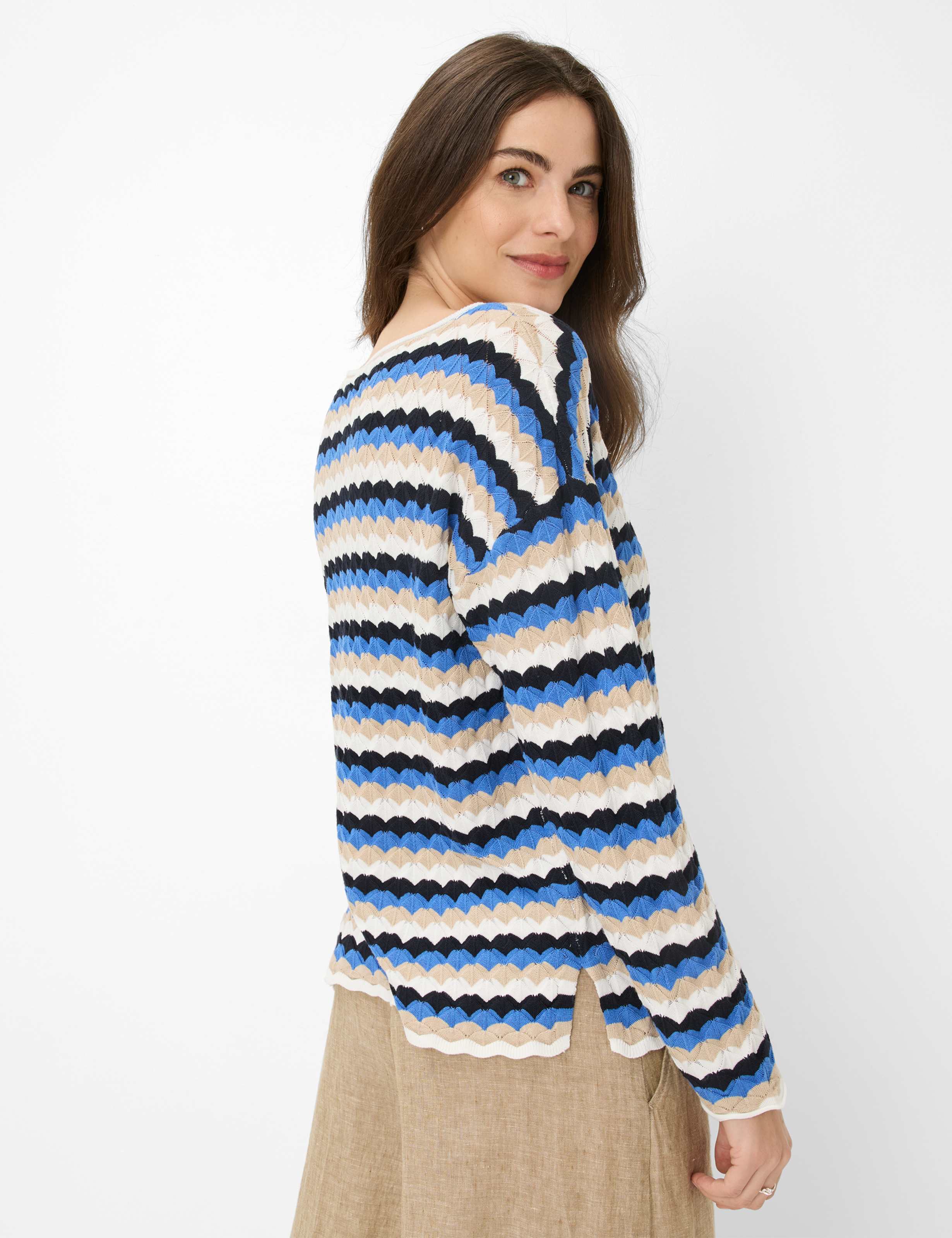 Damen Style LIZ Blau  Model Rueck