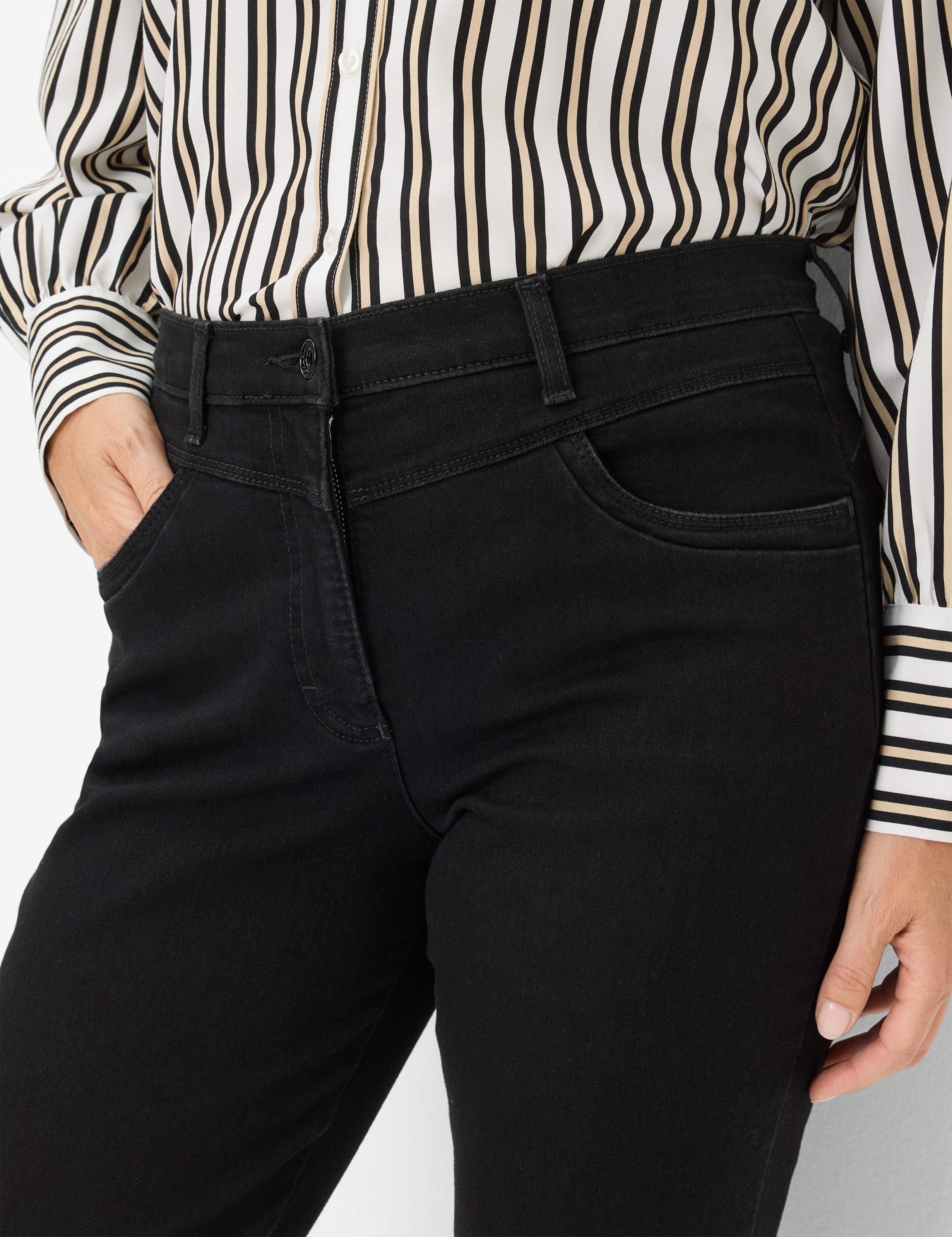 Dames Style CAREN NEW Denim Zwart Comfort Plus Fit Detail 2