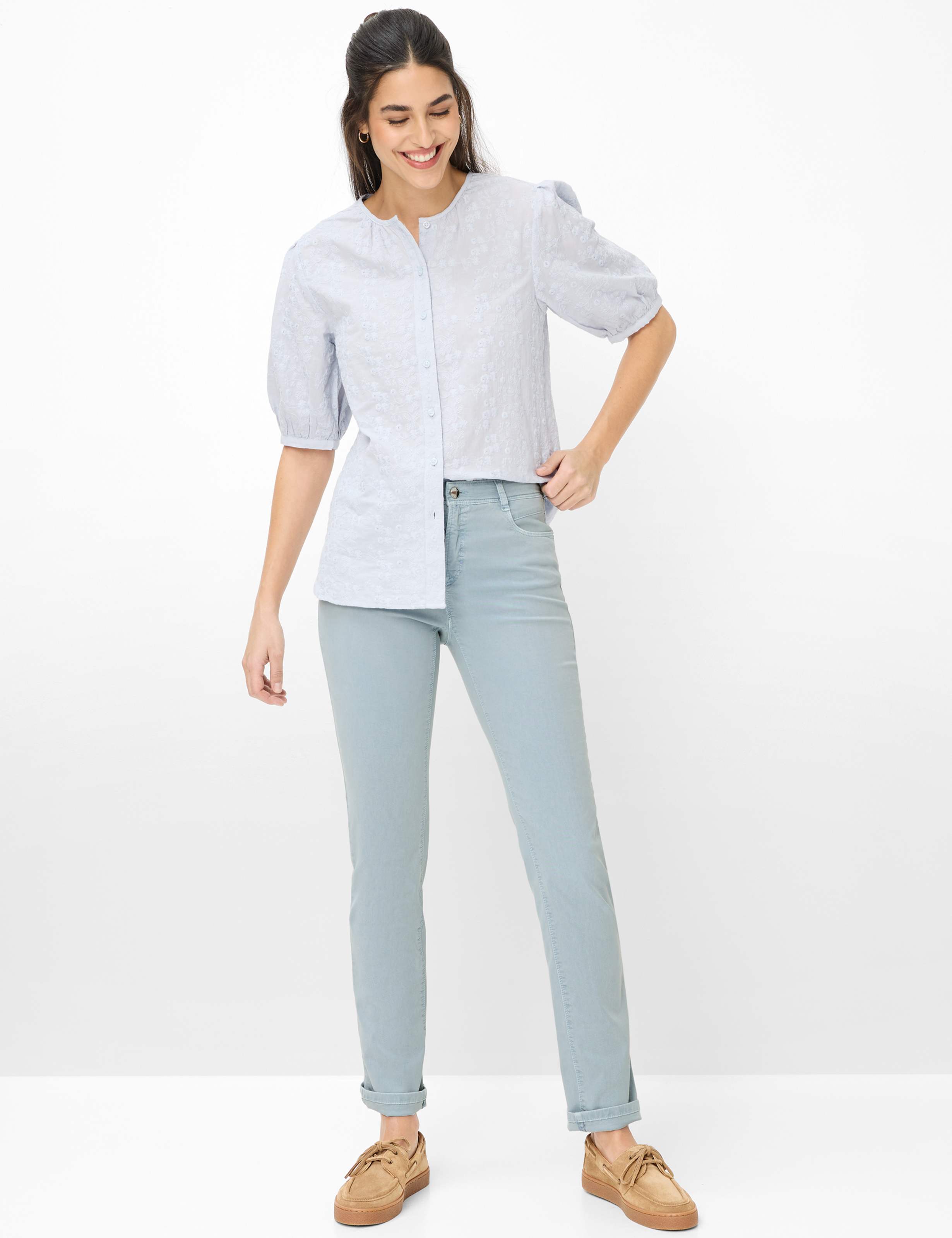 Dame Style MARY Lysblå Regular Fit Model Outfit