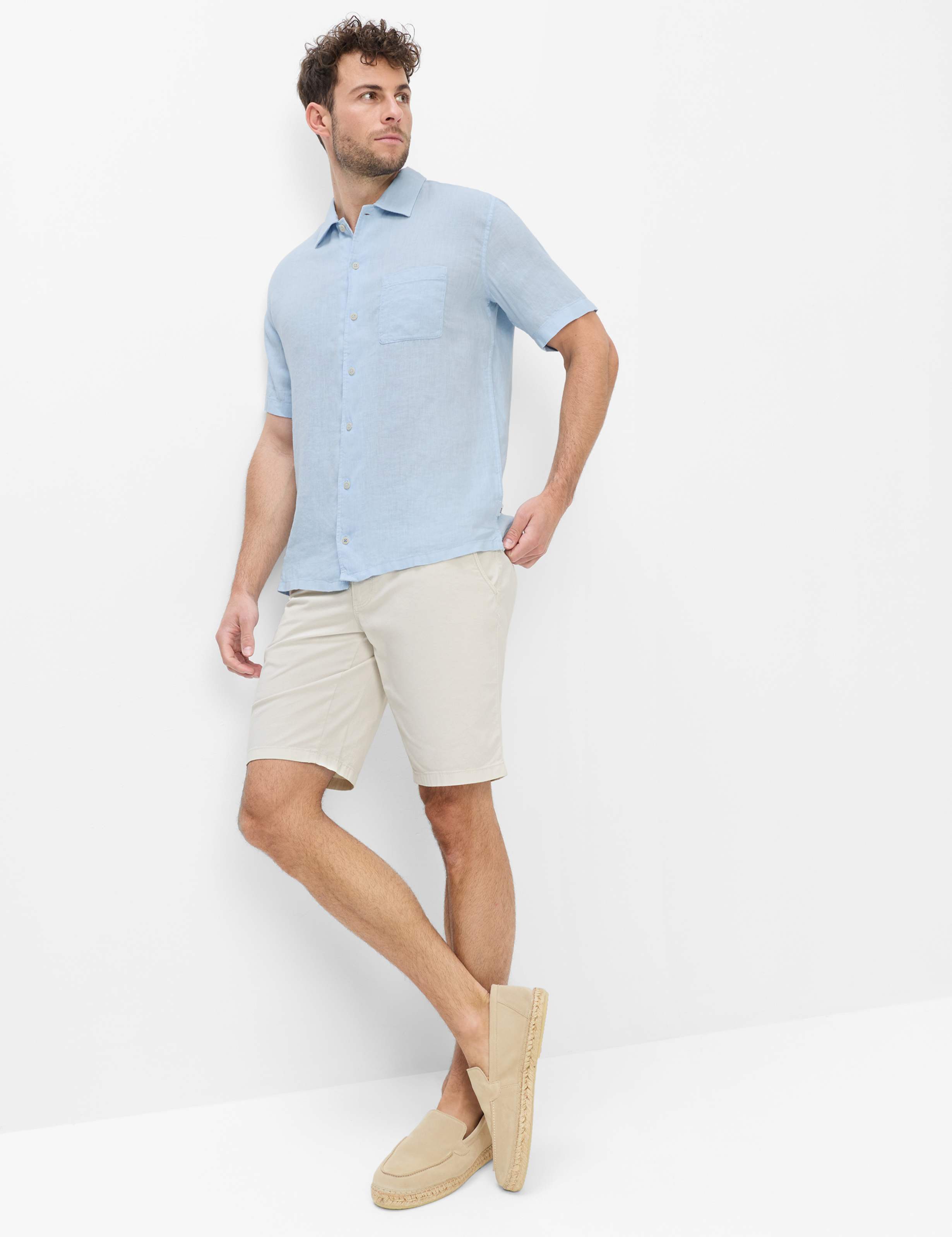 Heren Style LUKE Lichtblauw  Model outfit