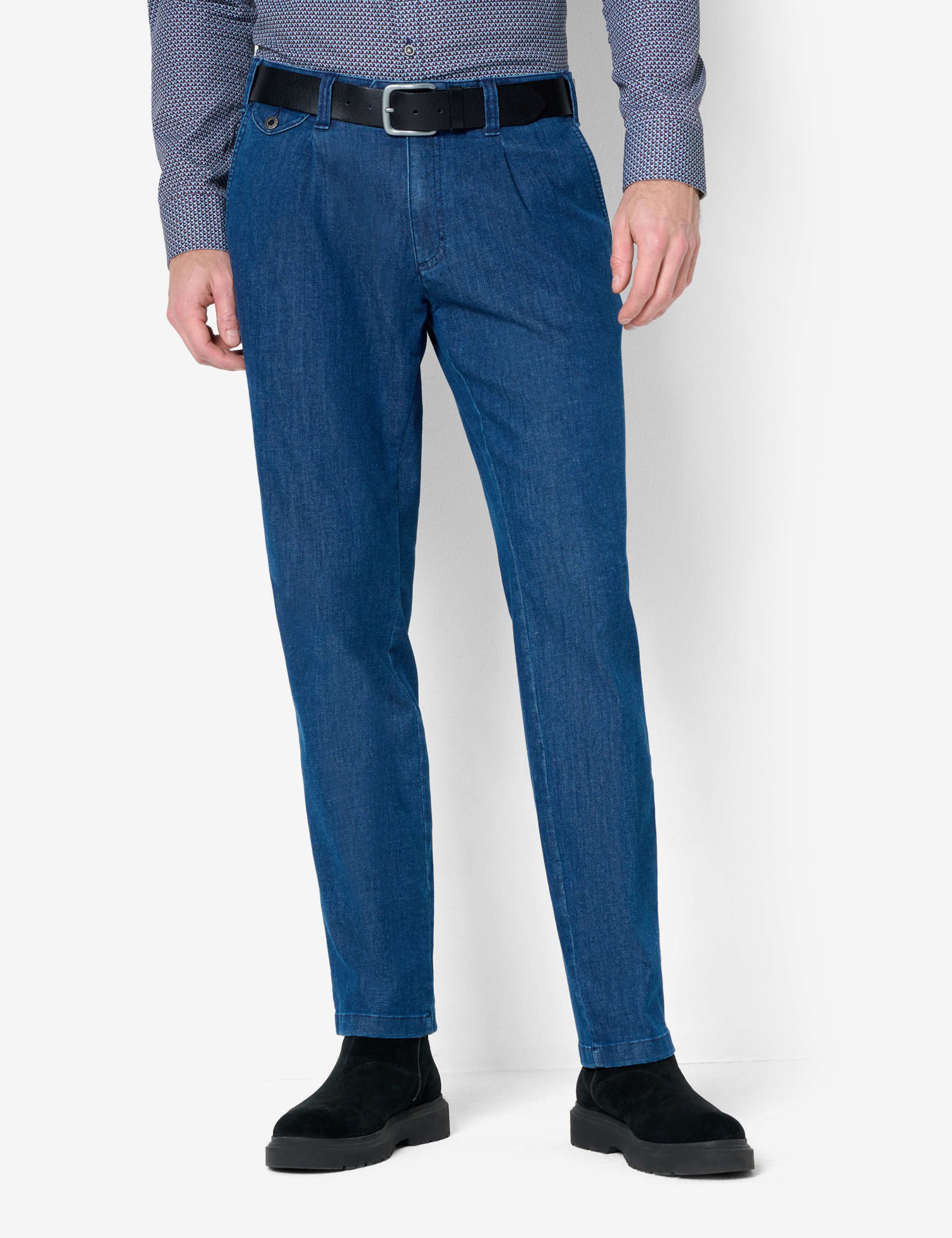 Men Style FRED REGULAR BLUE  Model Front