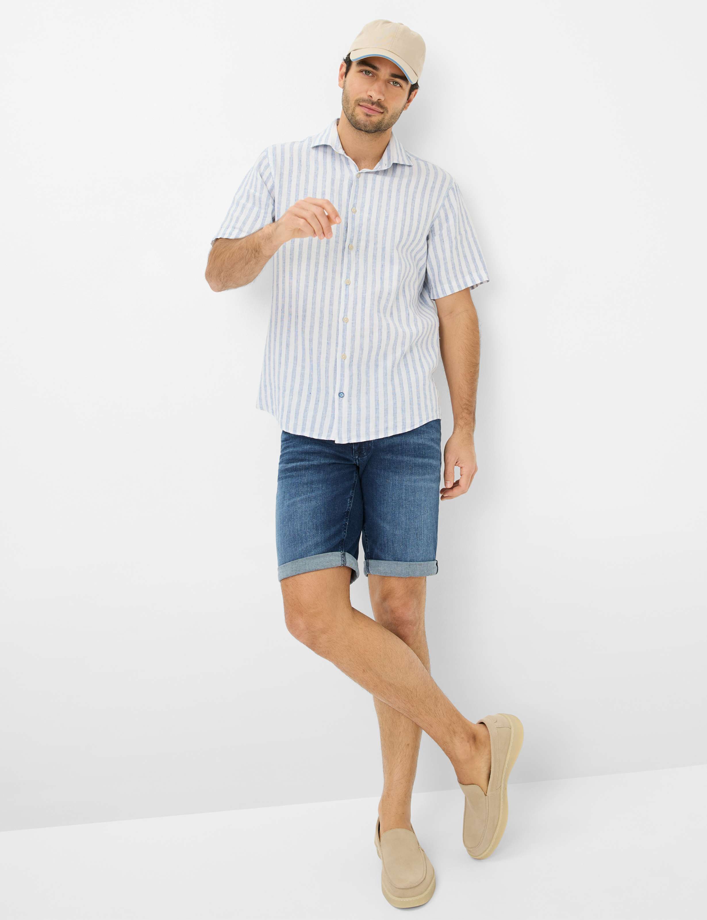 Herren Style CHRIS Denim Dunkelblau Slim Fit Model Outfit