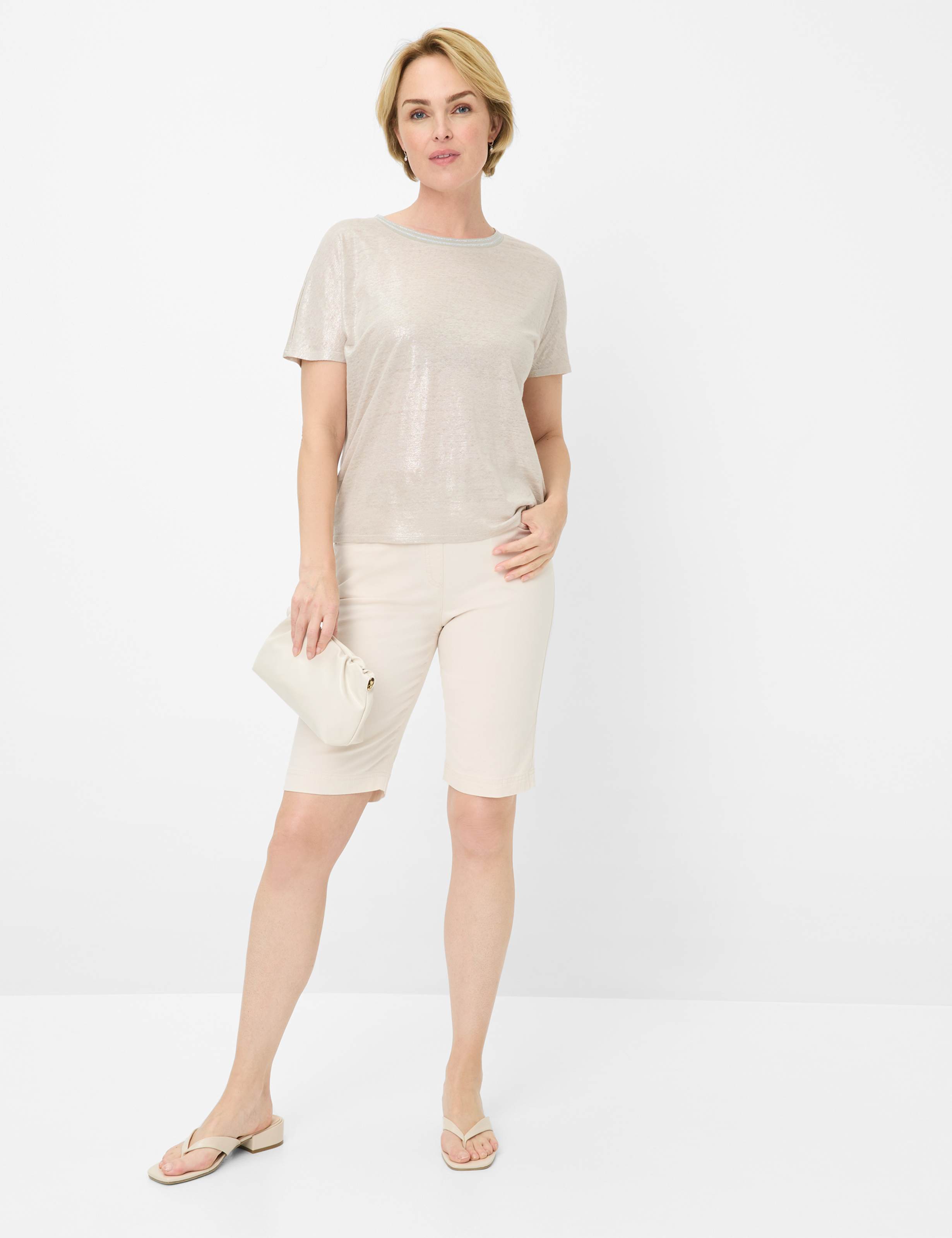 Damen Style PAMINA BERMUDA Cremeweiß Slim Fit Model Outfit