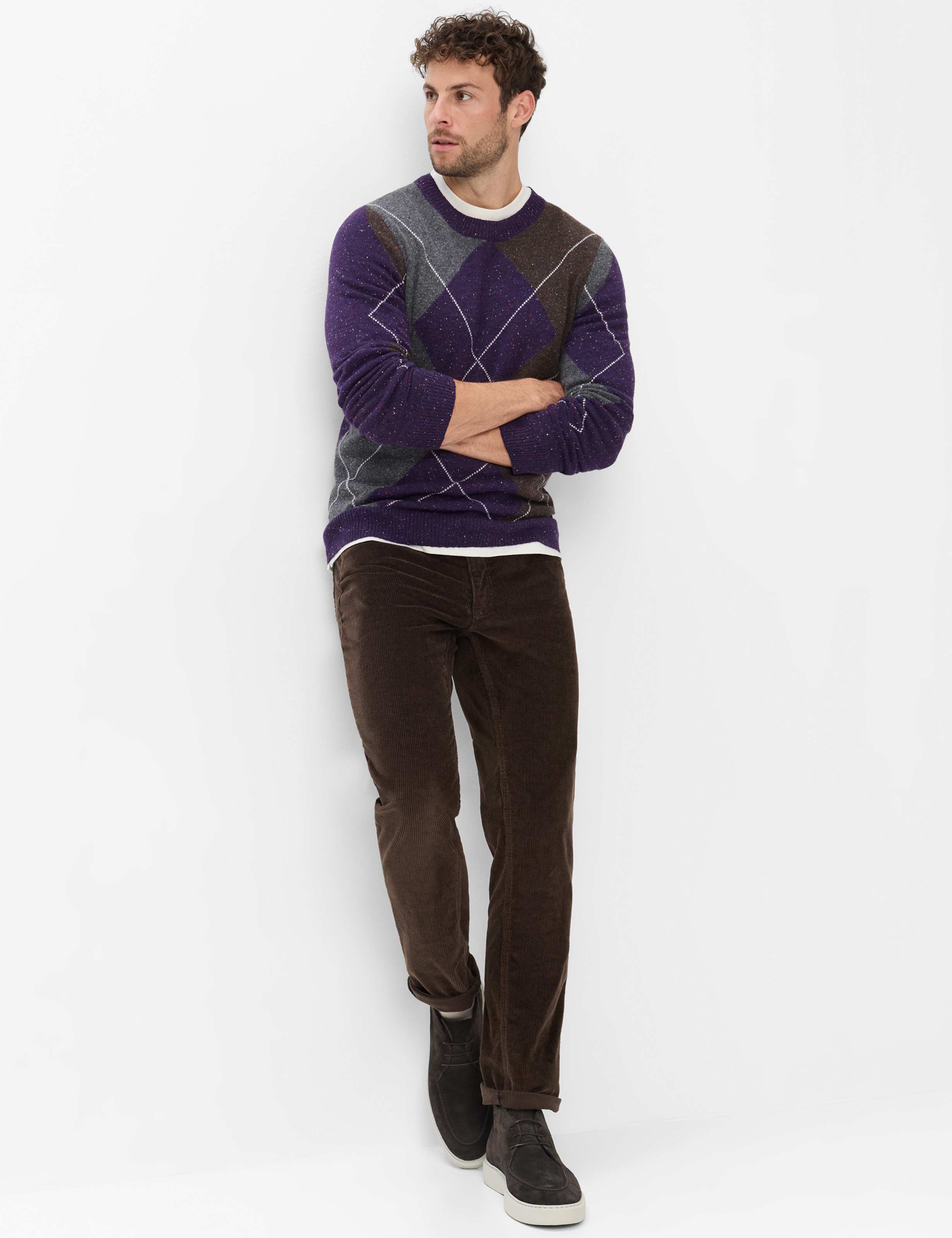 Herren Style COOPER Dunkelbraun Regular Fit Model Outfit