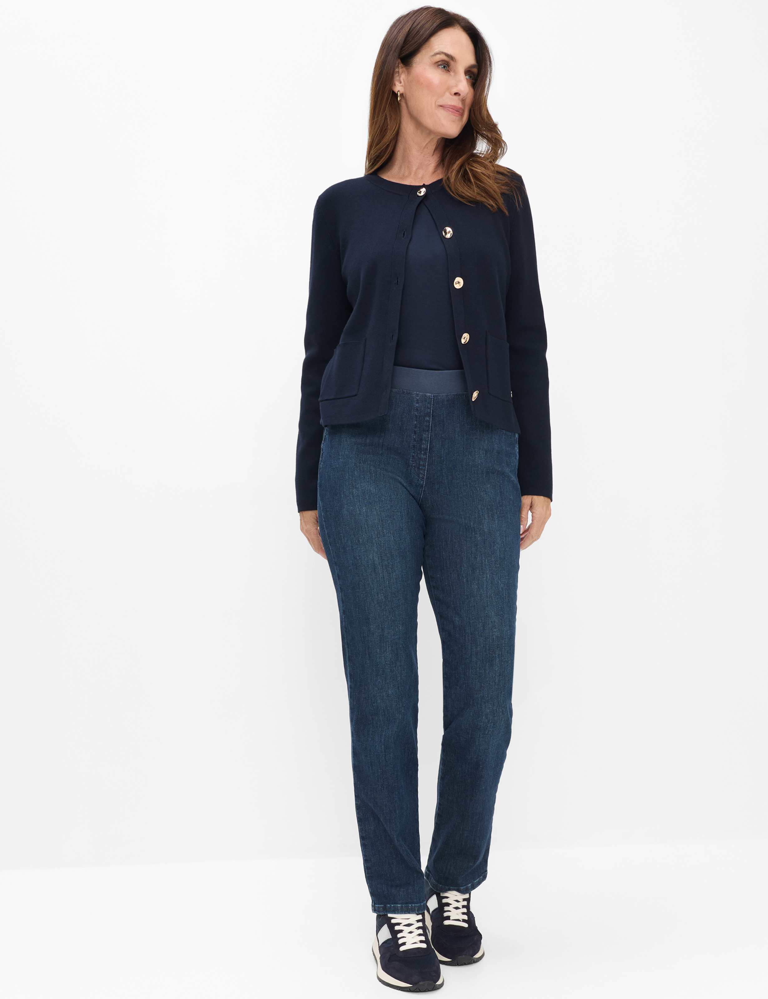 Damen Style CARINA Denim Blau Comfort Plus Fit Model Outfit