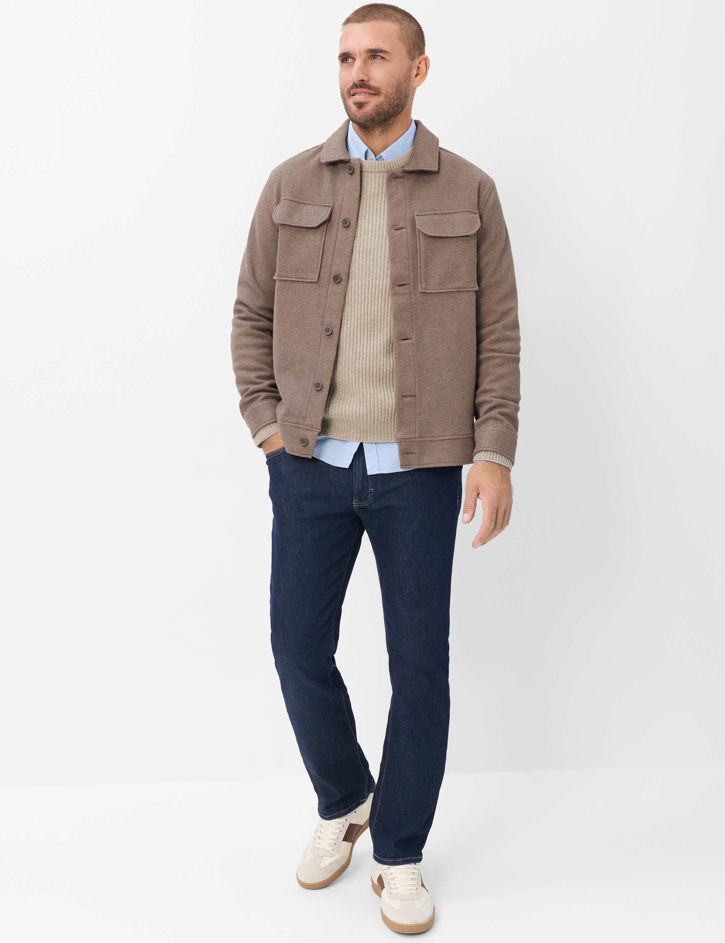 Heren Style CLINT Denim Donkerblauw Relaxed Fit Model outfit