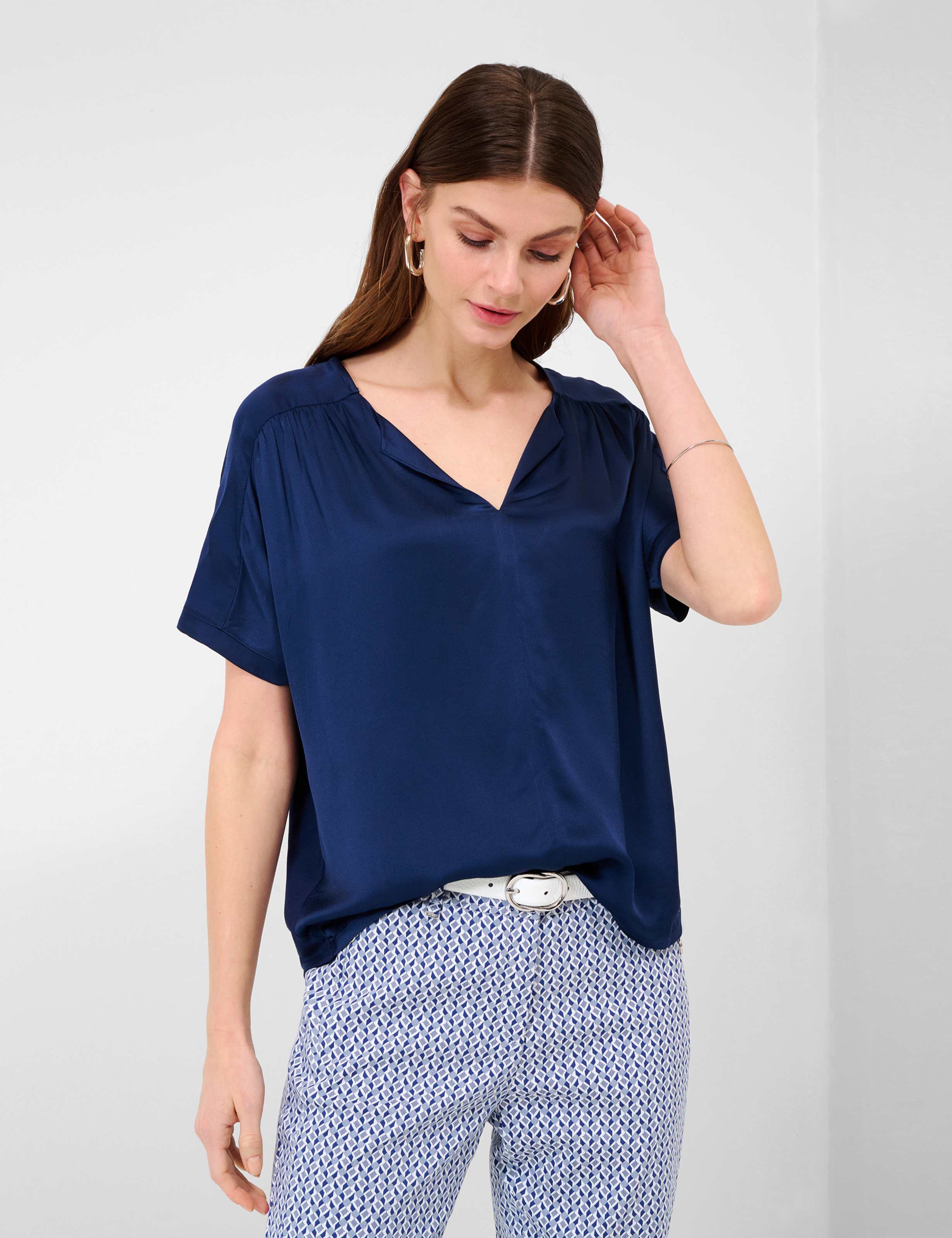 Women Style CAELEN indigo  Model Front