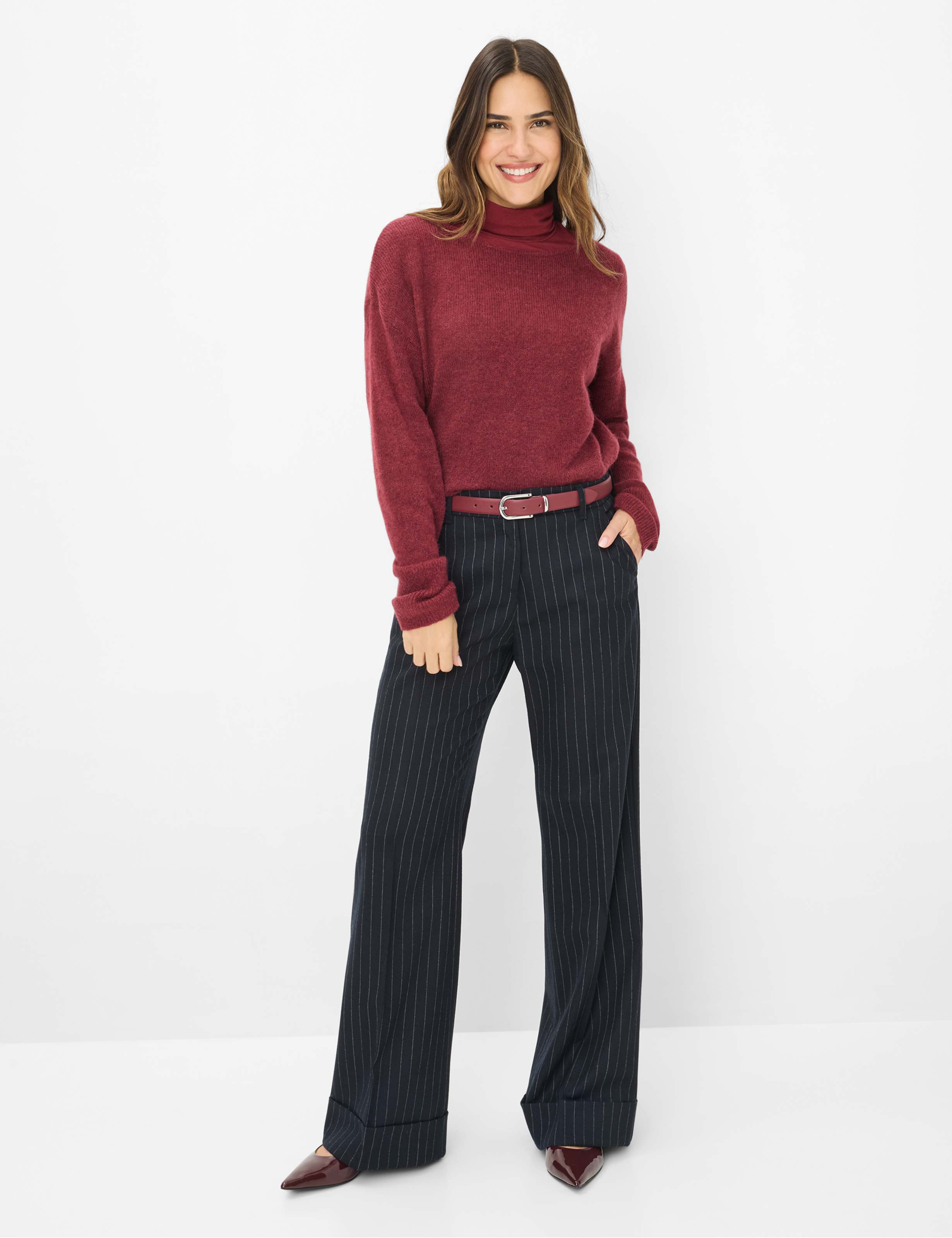 Damen Style LISA Dunkelrot  Model Outfit