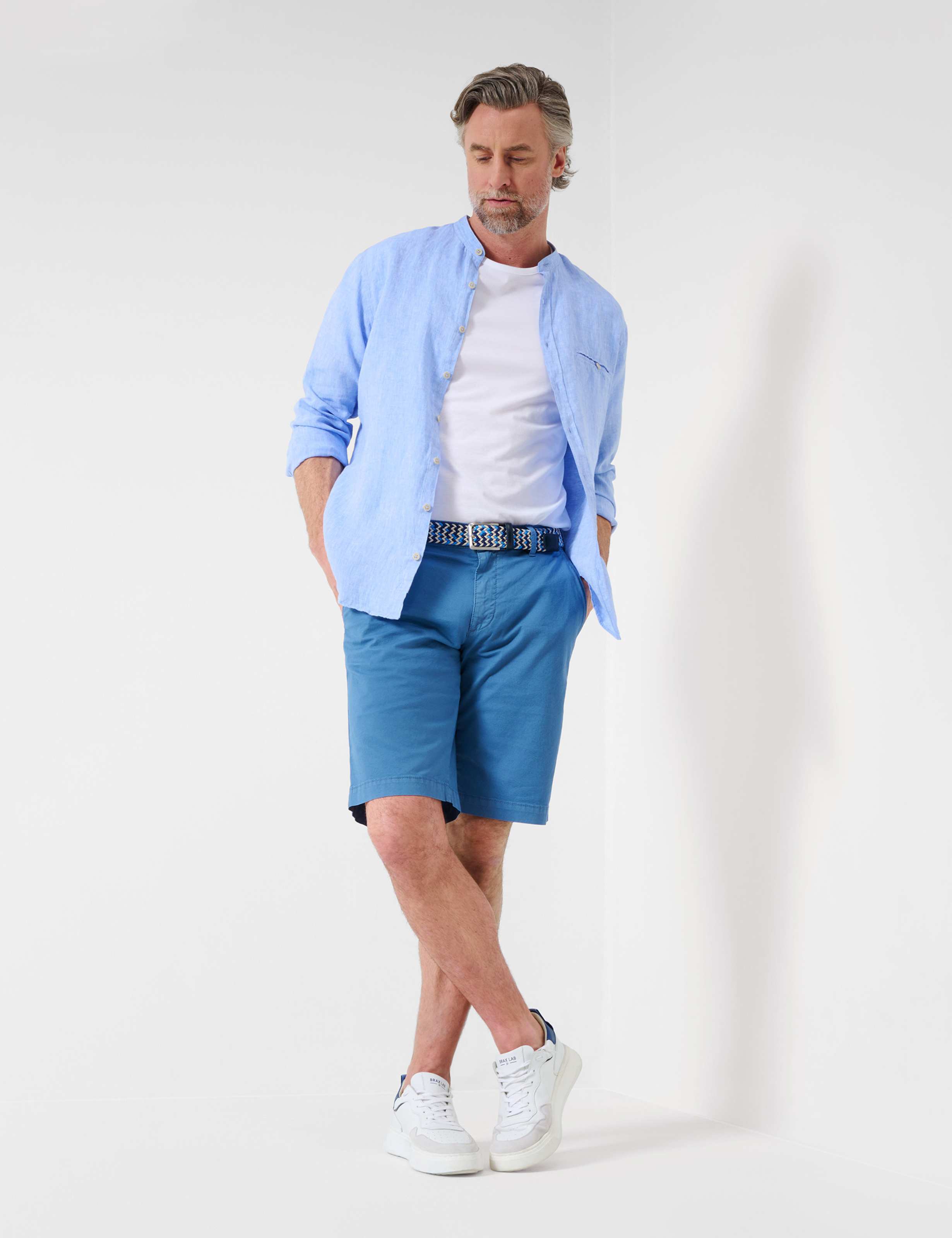 Men Style BURT BLUE Regular Fit Model Outfit