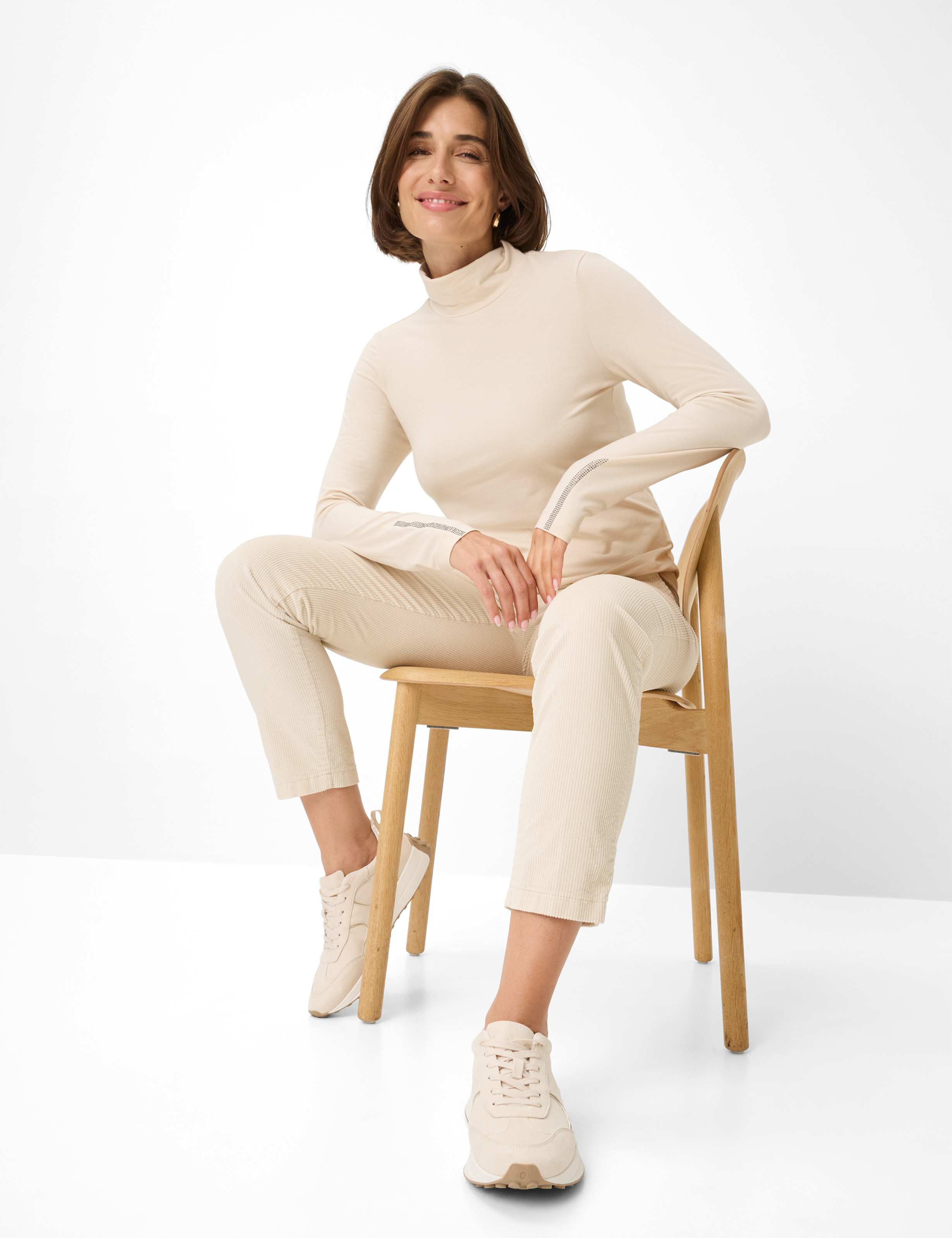 Damen Style MARON S Cremeweiß Regular Fit Detail 1