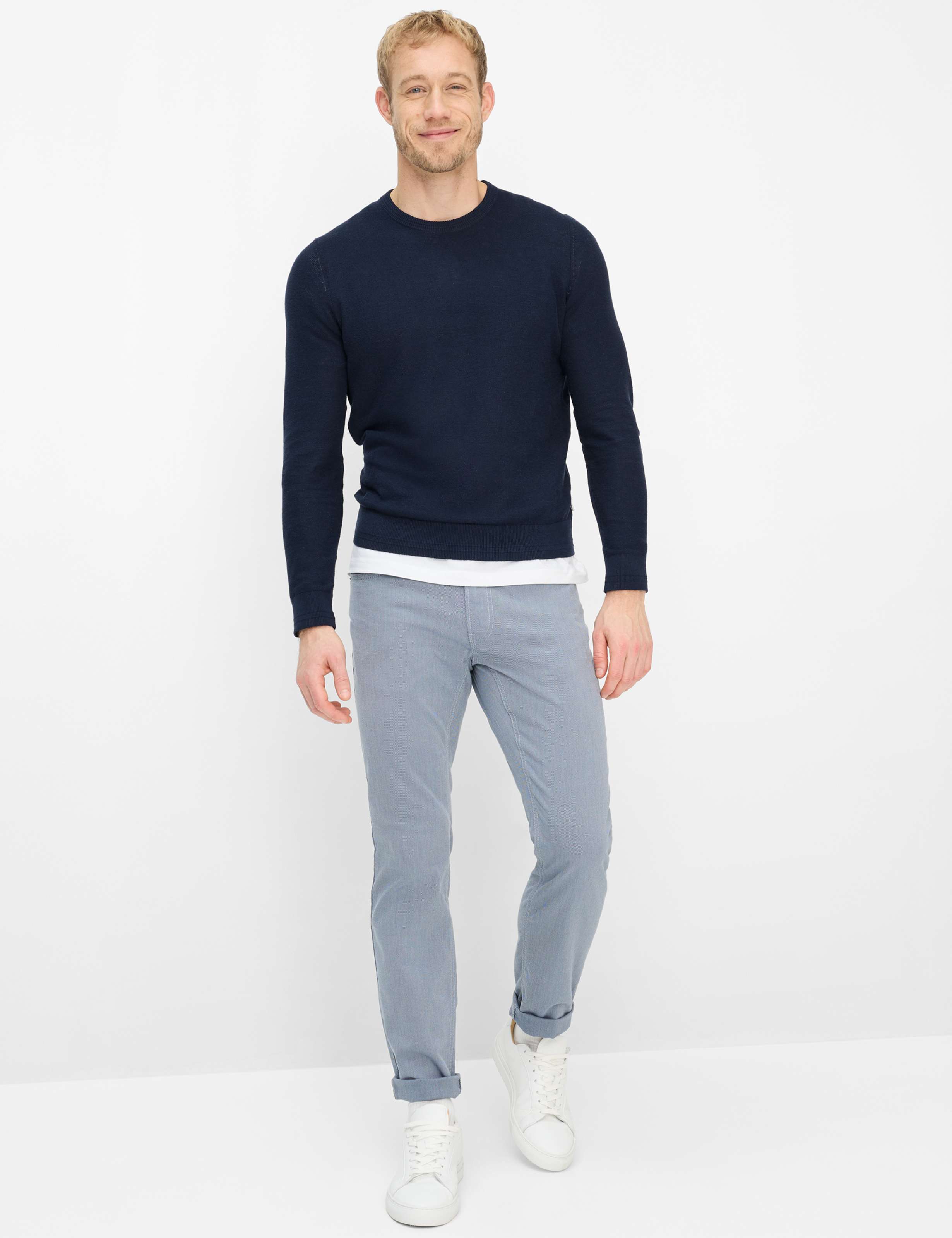 Homme Style CHUCK Bleu Modern Fit Tenue du mannequin