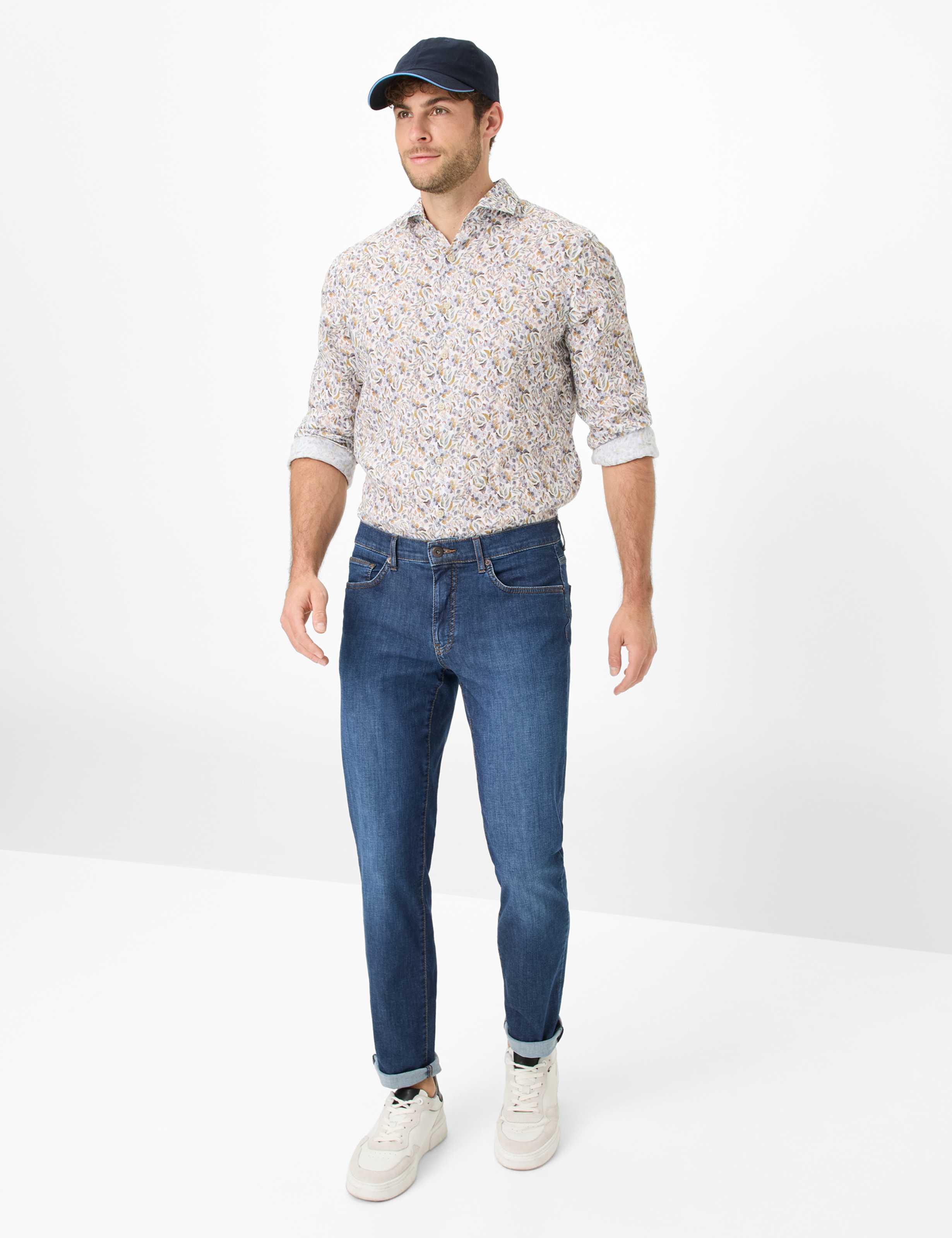 Men Style CADIZ Denim Dark Blue Straight Fit Model Outfit
