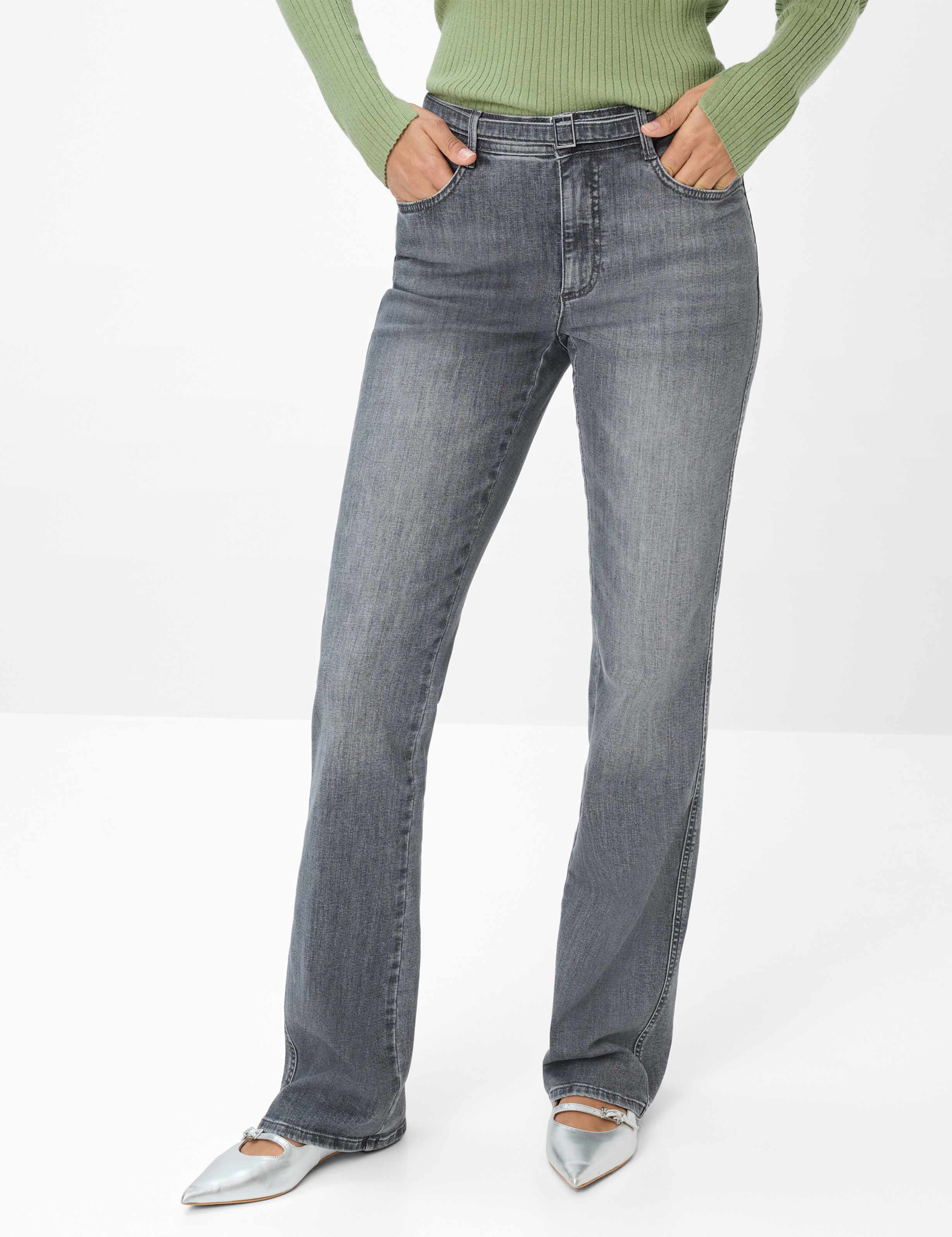 Femme Style MARY Denim Gris Moyen Regular Fit Devant mannequin