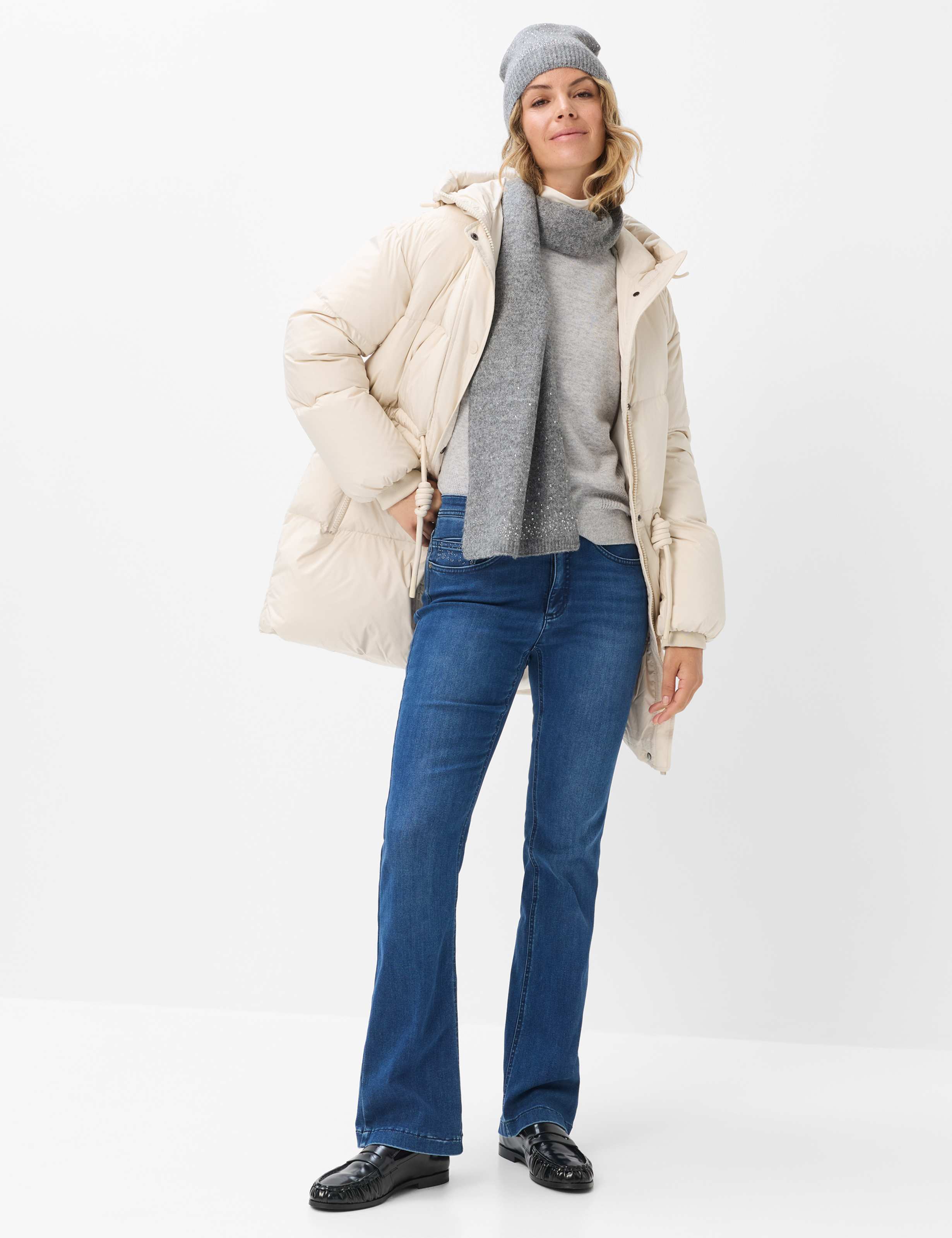Women Style MARY Denim Blue Regular Fit Model Outfit