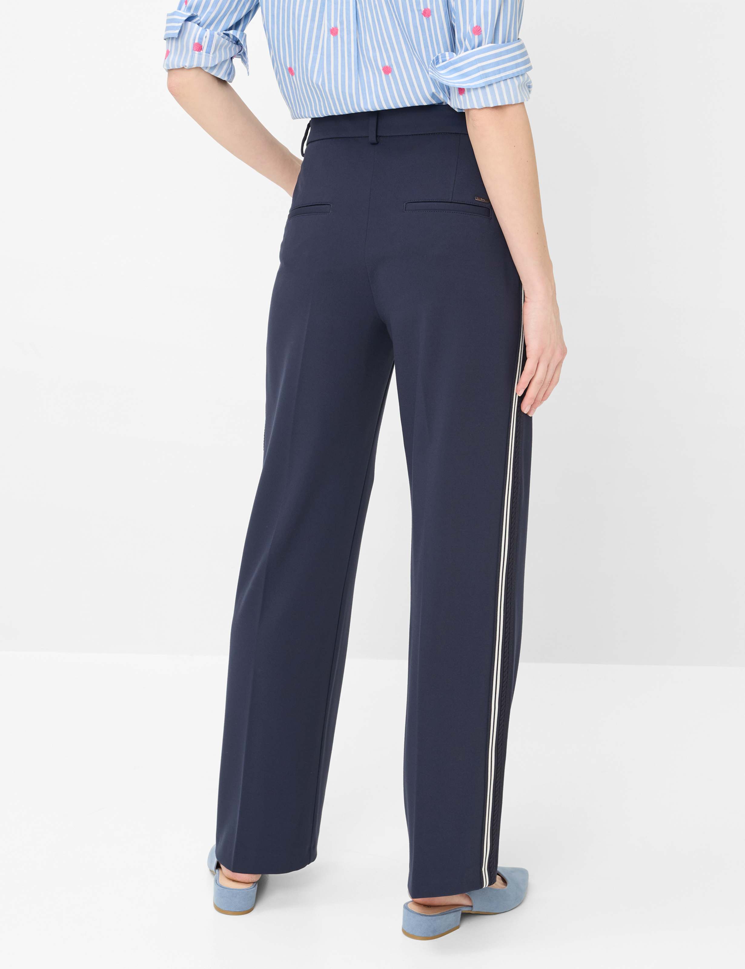 Nuancer af blå, Kvinder, Style MAINE, MODEL_RUECK_ISHOP