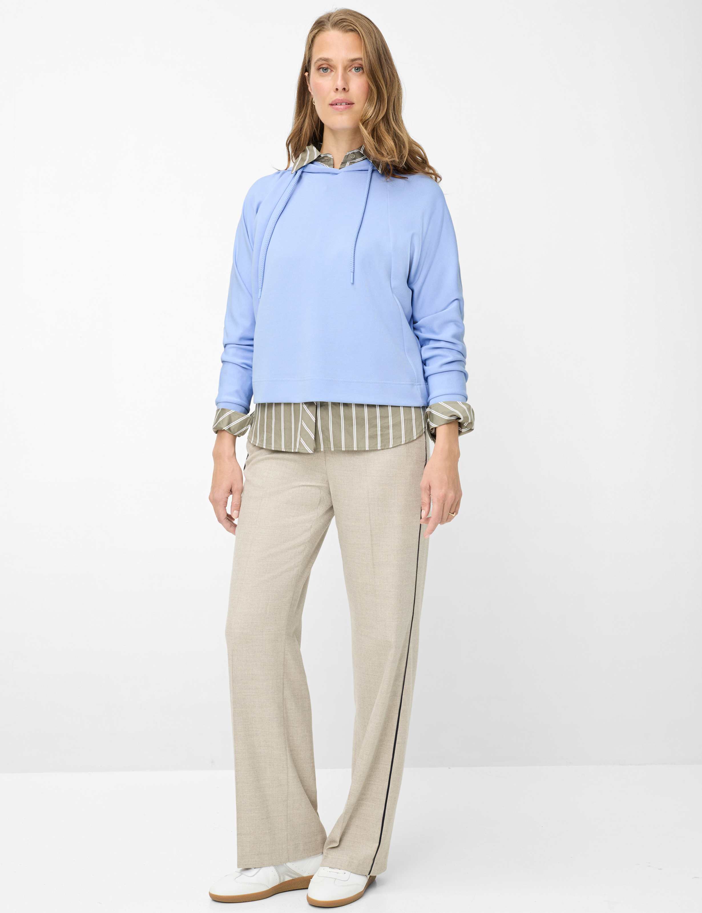 Damen Style BECA L Hellblau  Model Outfit