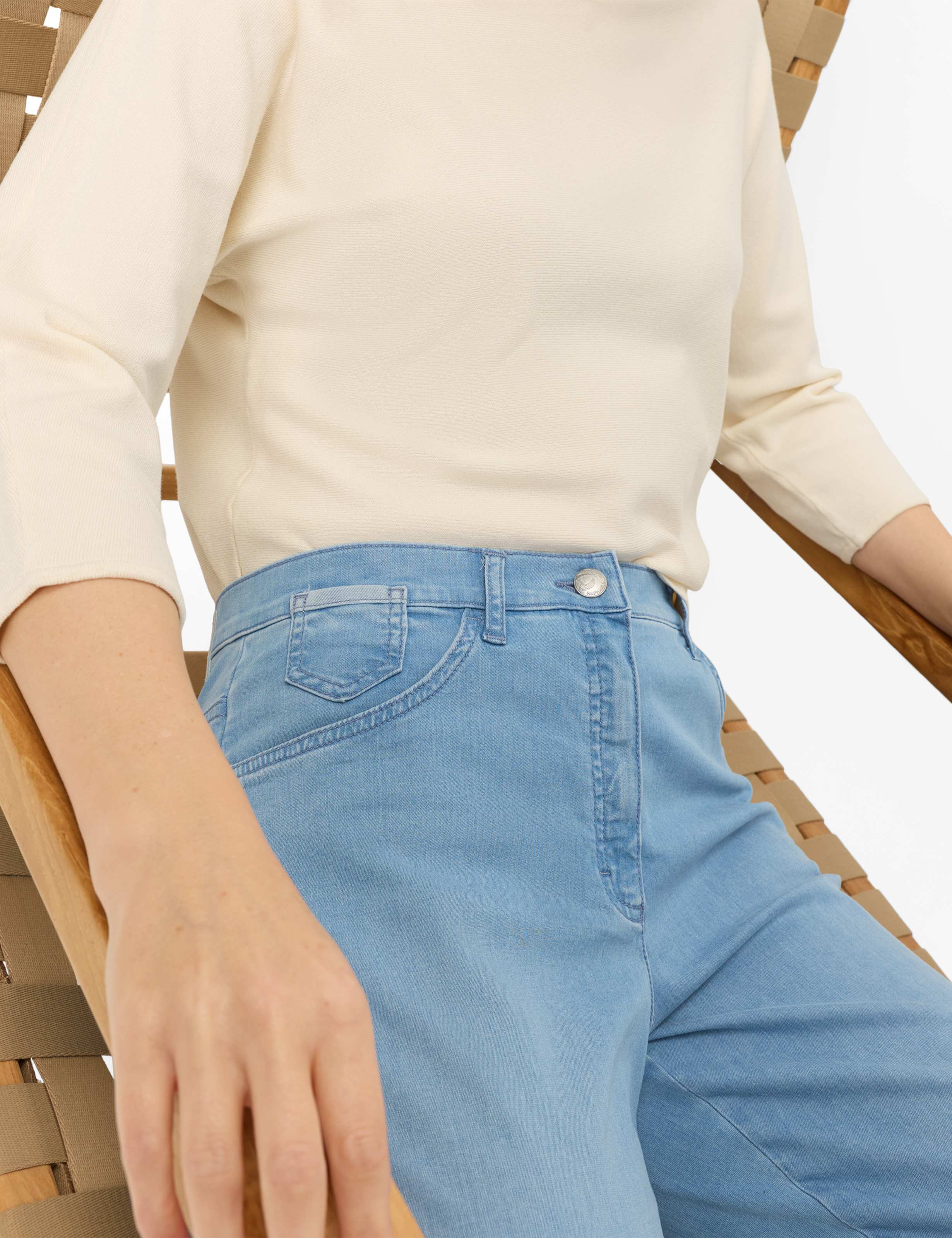 Dames Style CORRY Denim Lichtblauw Comfort Plus Fit Detail 1