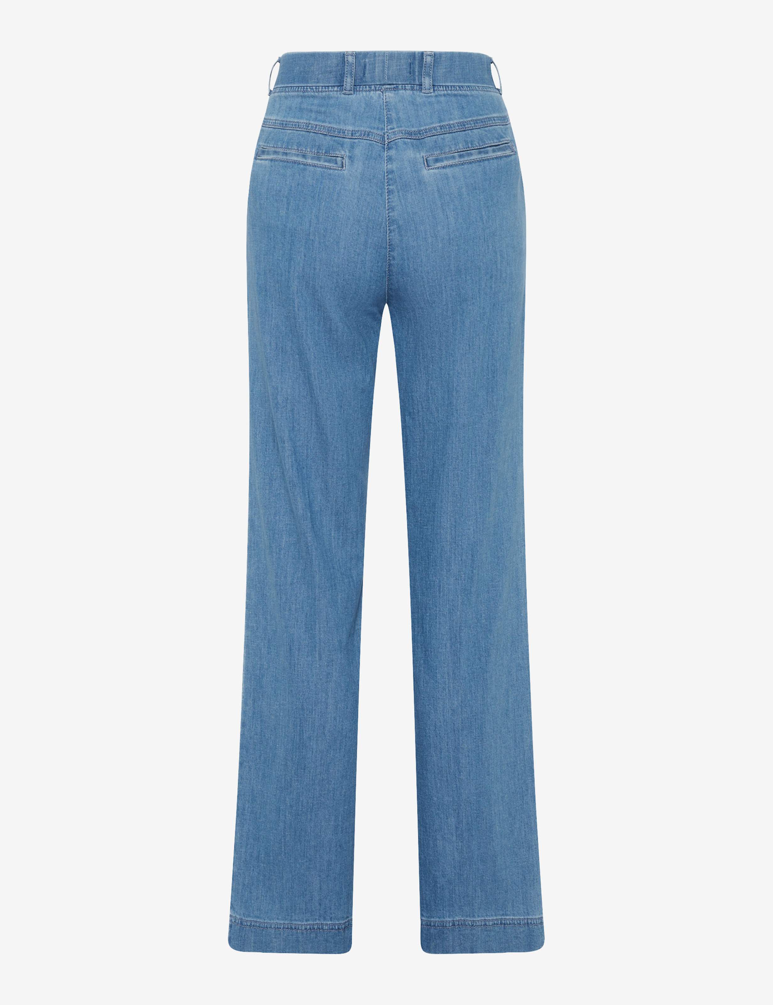 Damen Style PAM FLARED Denim Hellblau Slim Fit Freisteller Rueck