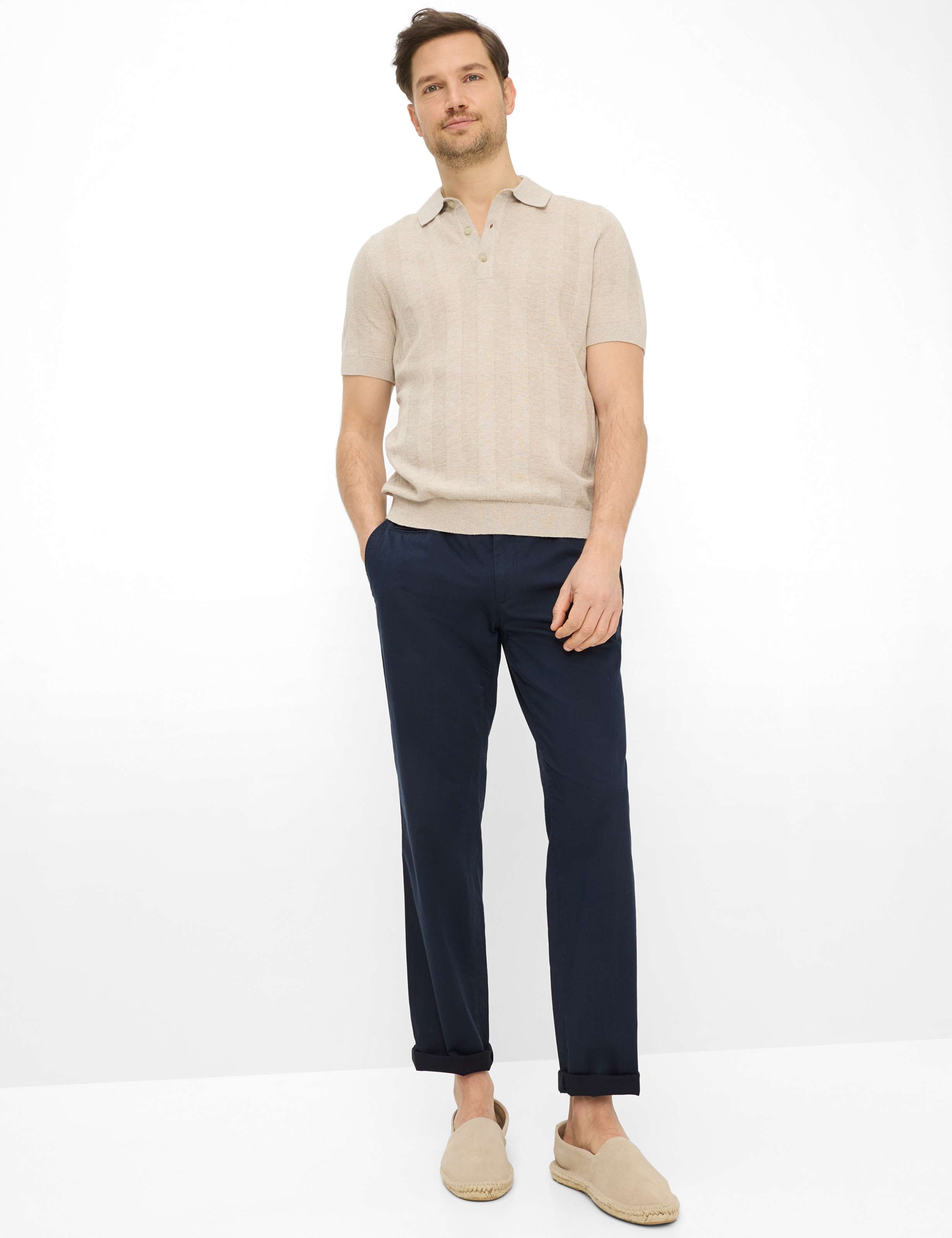 Homme Style EVEREST Bleu Foncé Regular Fit Tenue du mannequin