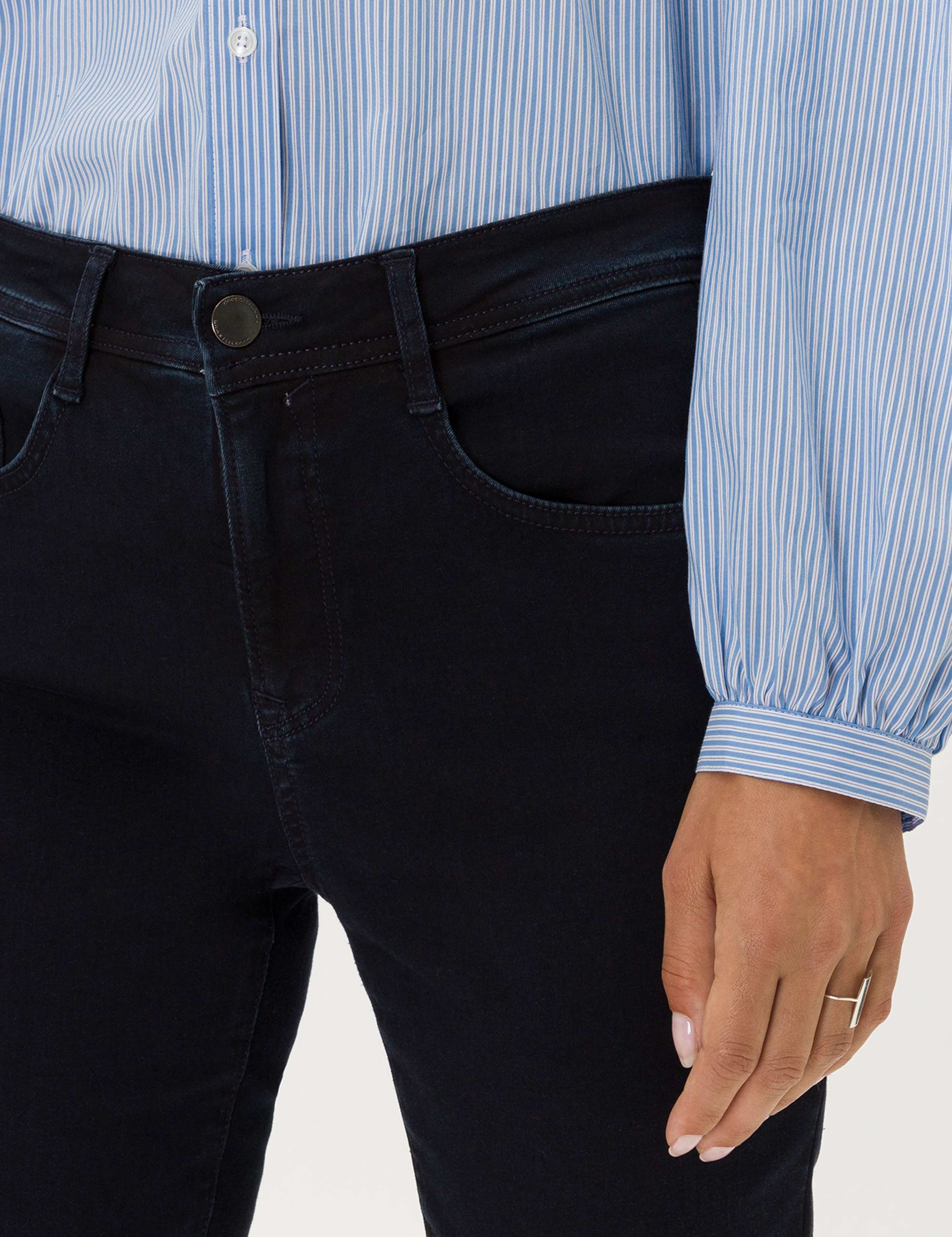 Damen Style CAROLA Denim Dunkelblau Feminine Fit Detail 2