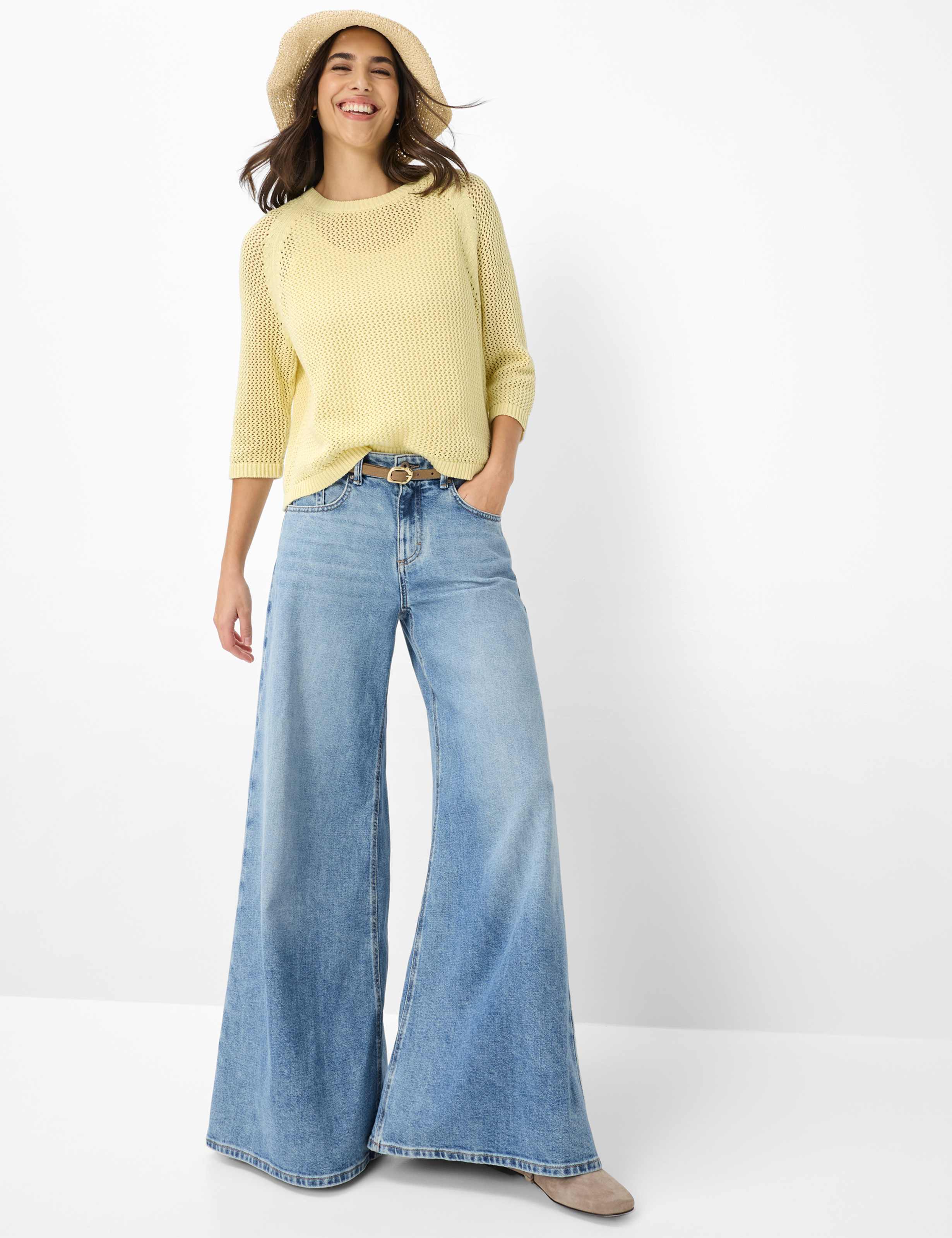 Damen Style NALA Hellgelb  Model Outfit