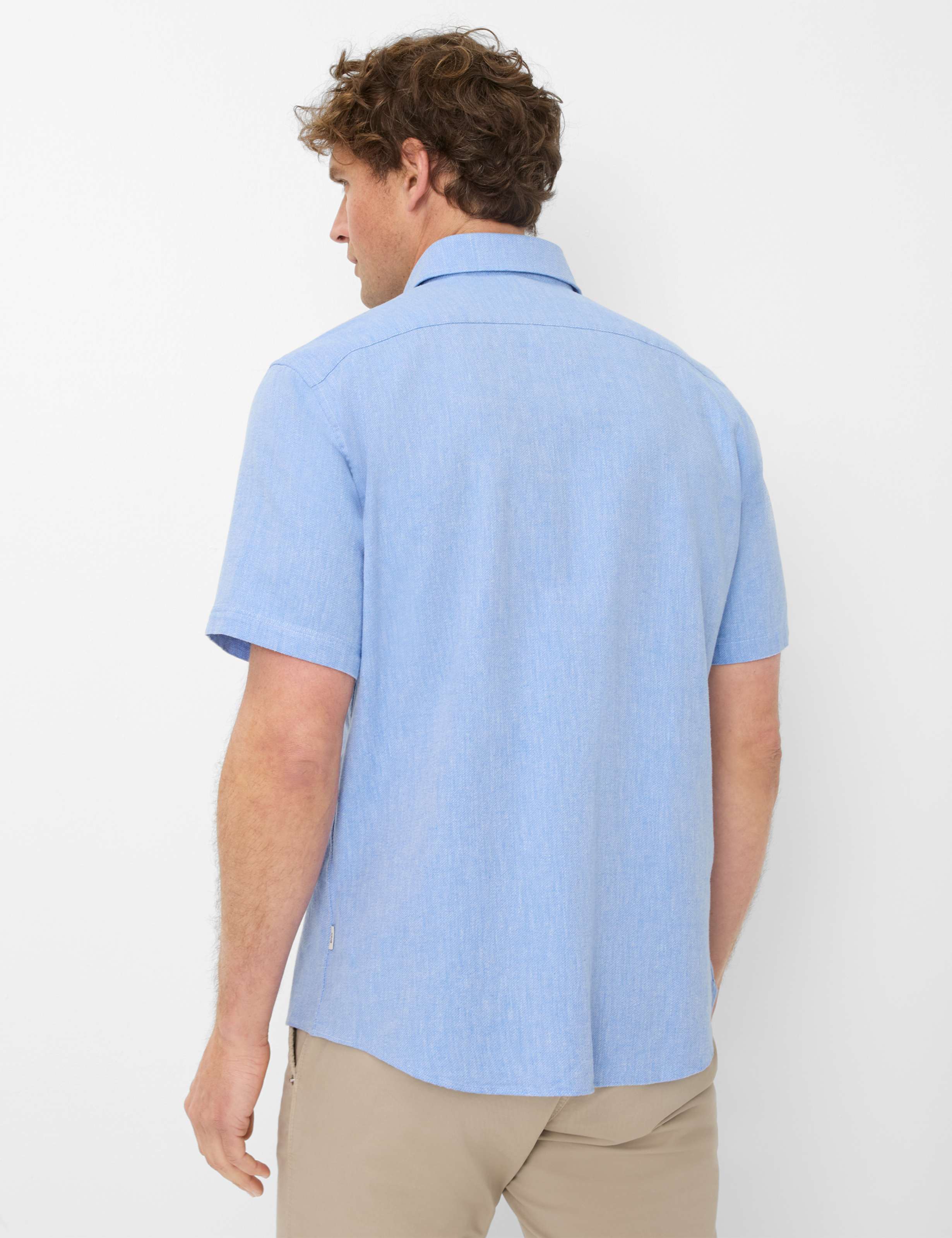 Herren Style DAN Hellblau  Model Rueck